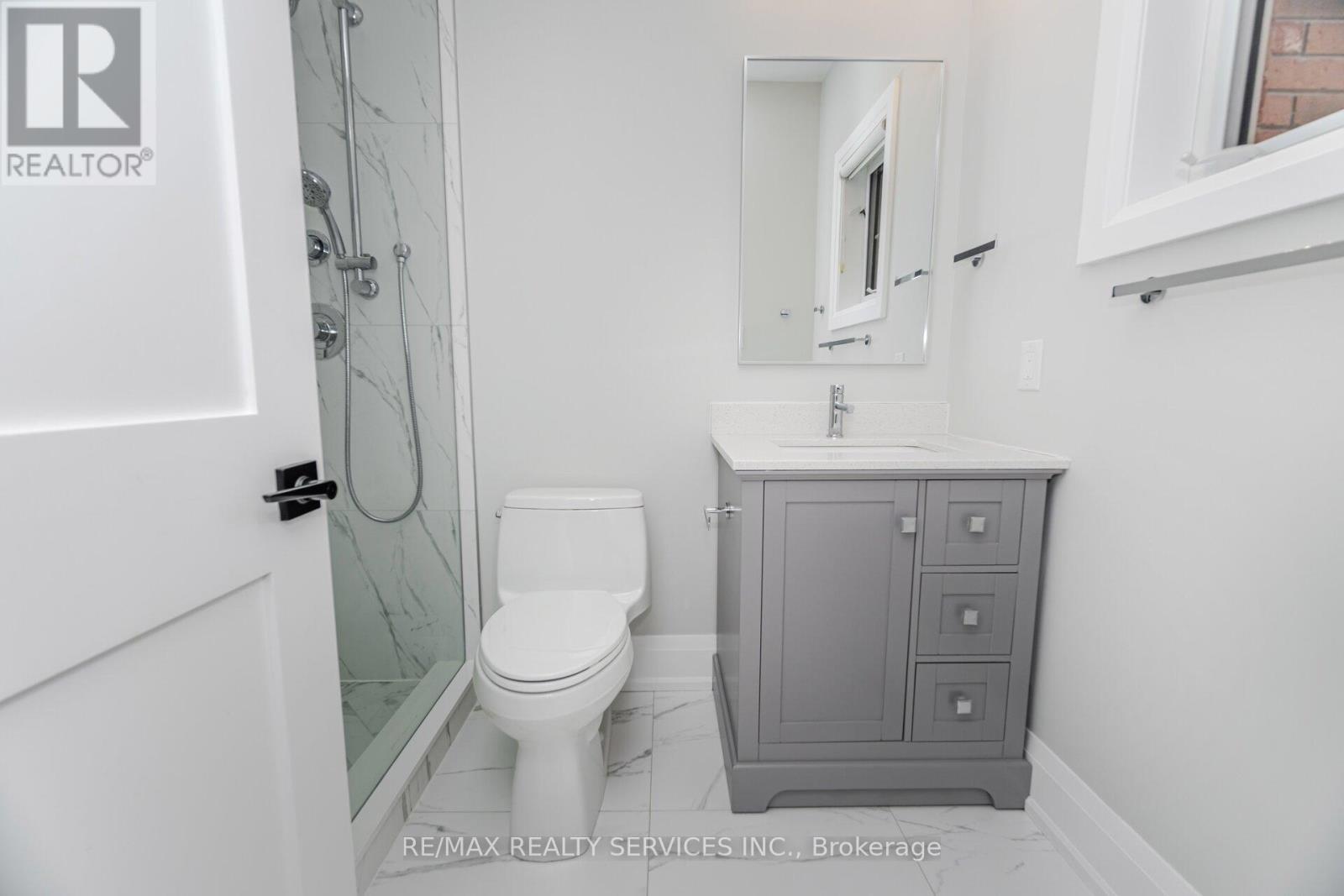 17 Edmonton Street, Brampton (Bram West), Ontario  L6Y 5L2 - Photo 34 - W12424069