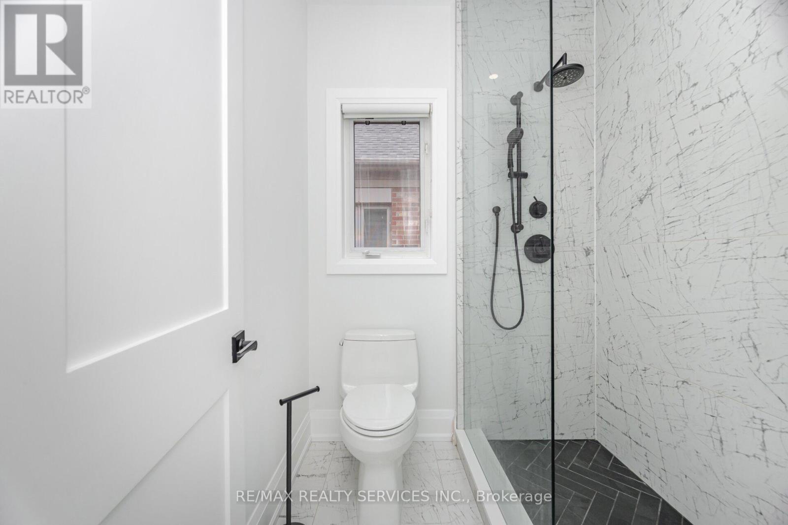 17 Edmonton Street, Brampton (Bram West), Ontario  L6Y 5L2 - Photo 39 - W12424069