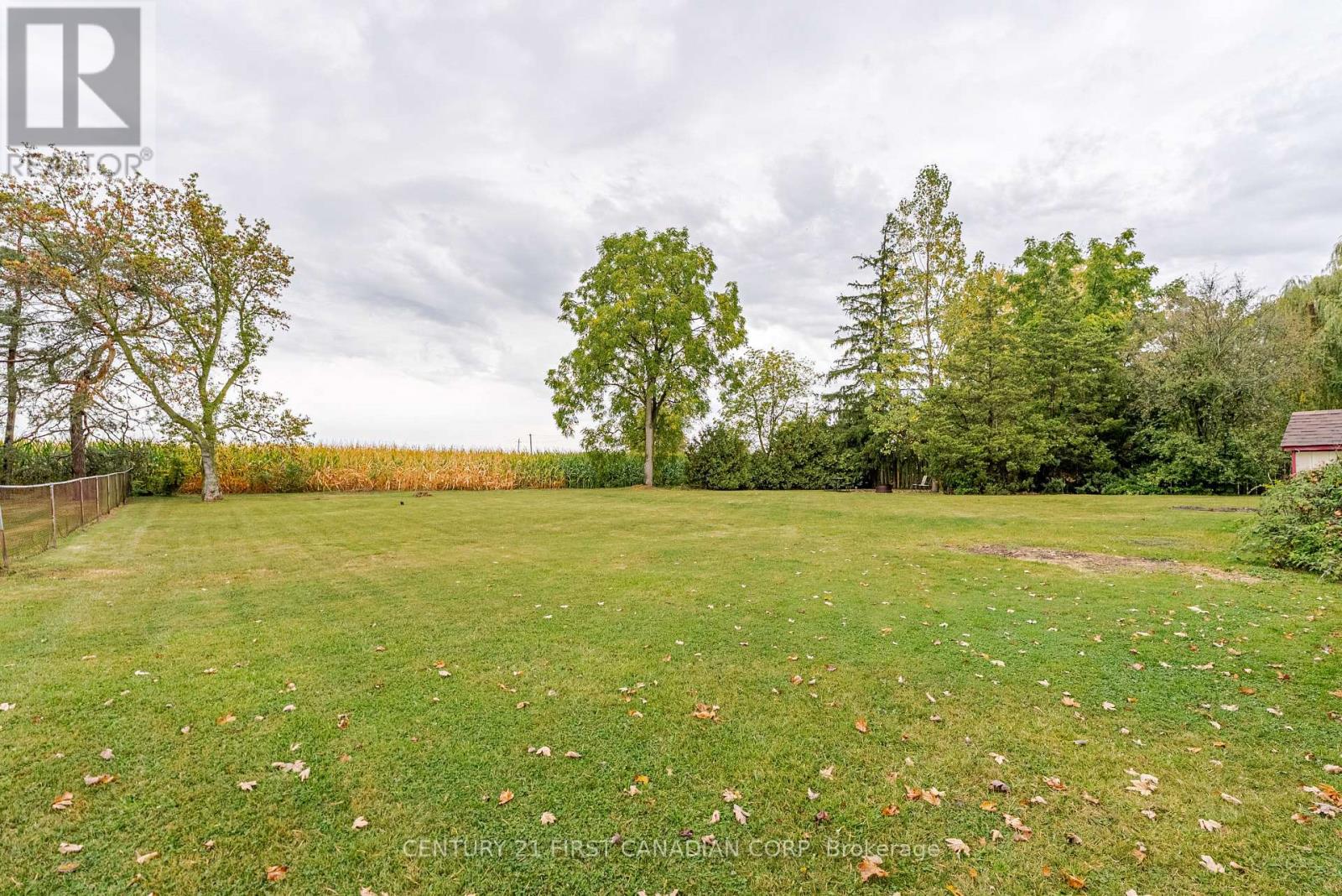 38214 Fingal Line, Southwold, Ontario  N5P 3S5 - Photo 36 - X12424048