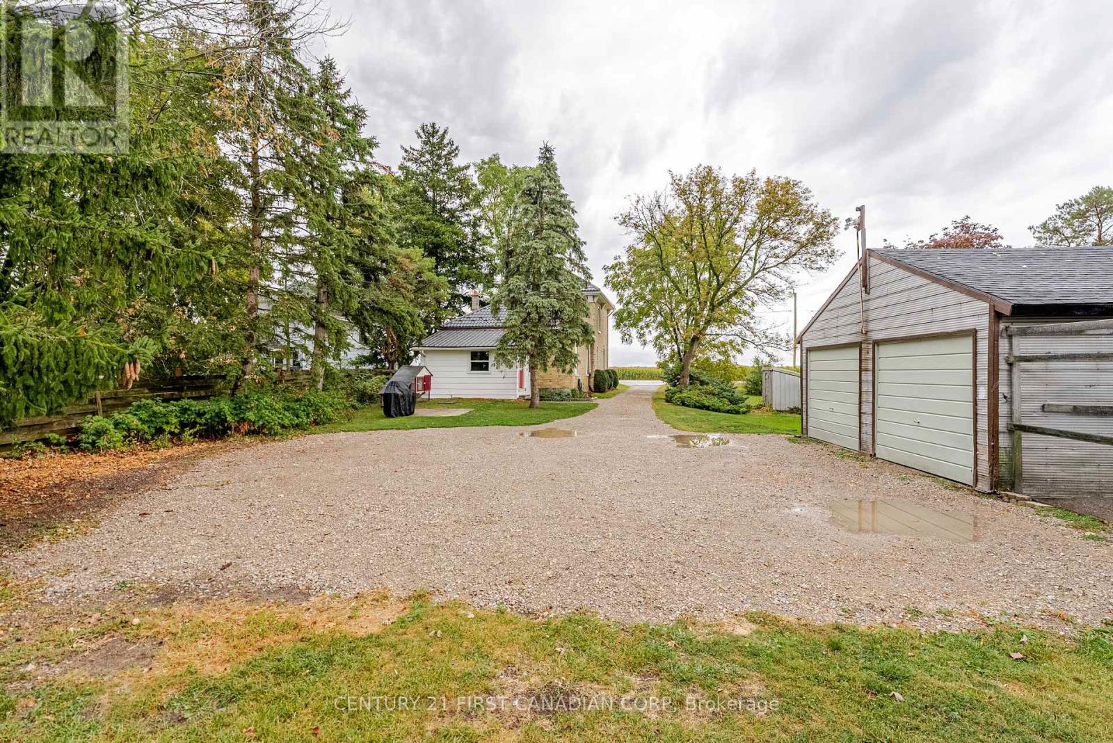 38214 Fingal Line, Southwold, Ontario  N5P 3S5 - Photo 40 - X12424048