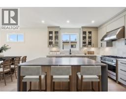 950 Tulip Ave Marigold, Saanich, Ca