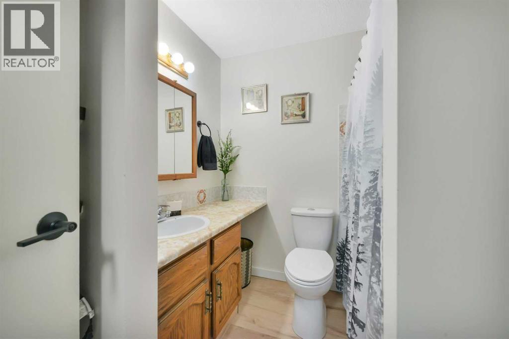 213, 54 Bell Street, Red Deer, Alberta  T4R 1M8 - Photo 18 - A2256438