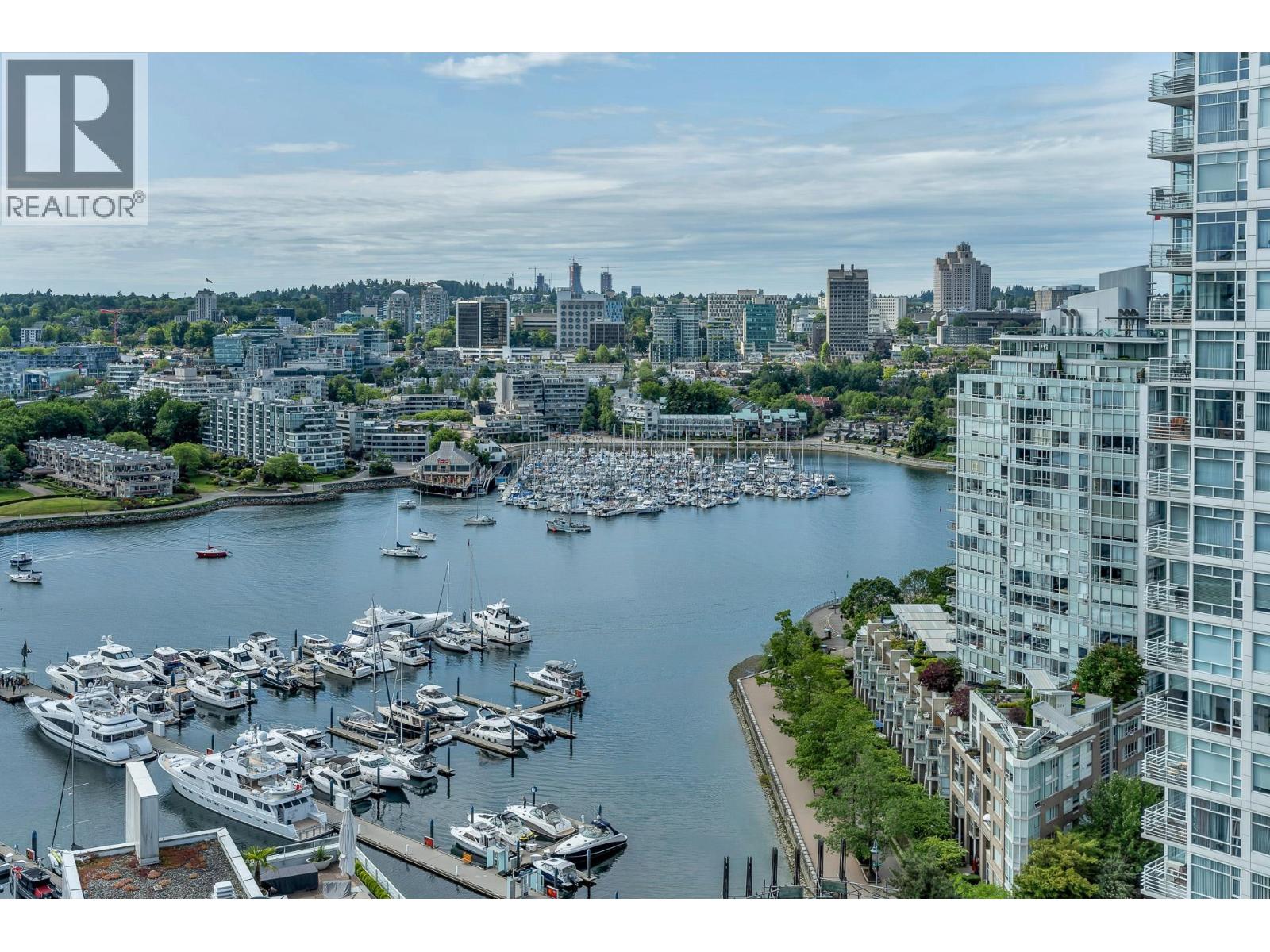 2706 198 Aquarius Mews, Vancouver, British Columbia  V6Z 2Y4 - Photo 2 - R3018169