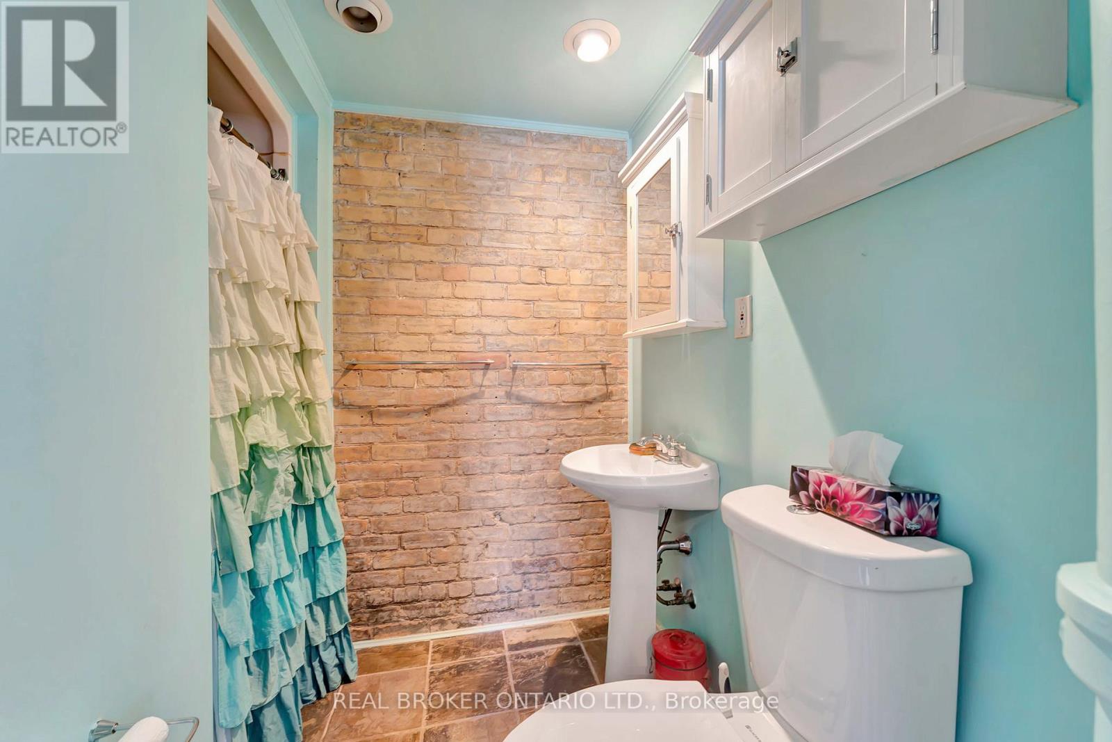 16 Stover Street S, Norwich (Norwich Town), Ontario  N0J 1P0 - Photo 20 - X12423940
