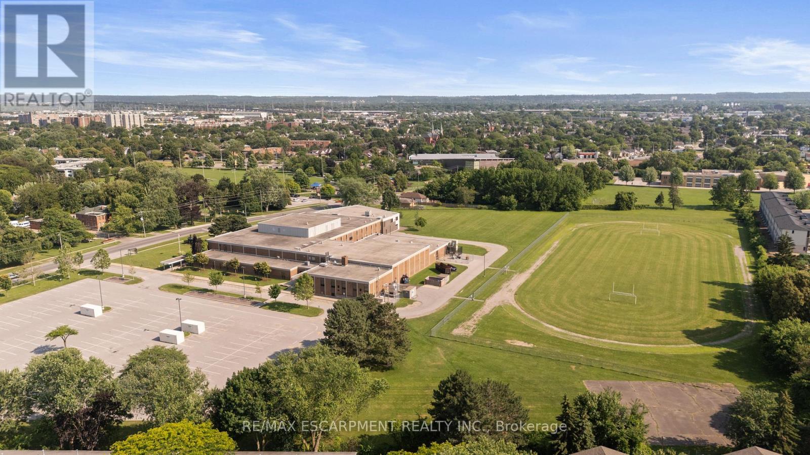 150 - 17 Old Pine Trail, St. Catharines (Carlton/bunting), Ontario  L2M 6P9 - Photo 40 - X12423948