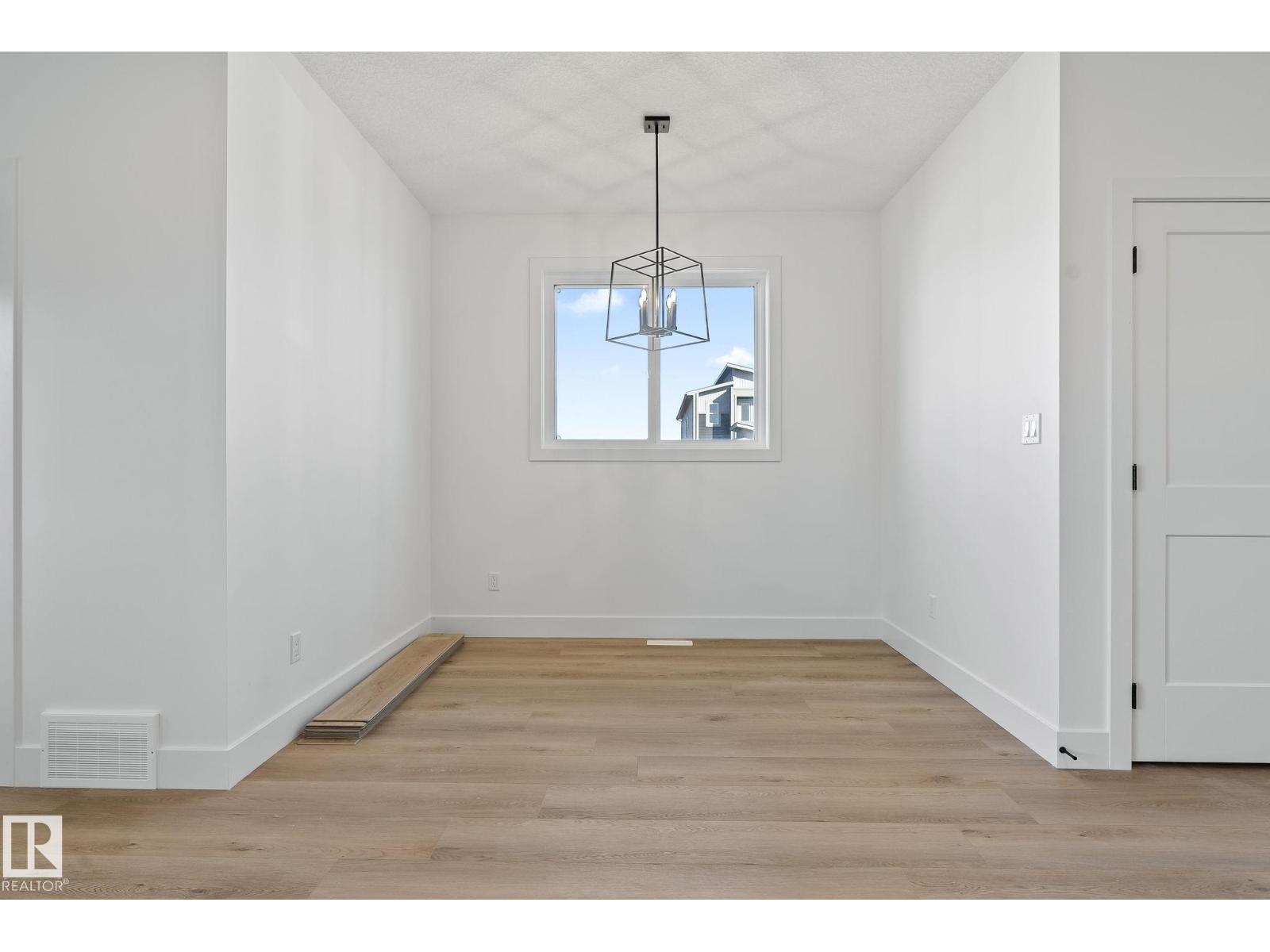 326 32 Av Nw, Edmonton, Alberta  T6T 2K2 - Photo 11 - E4459216