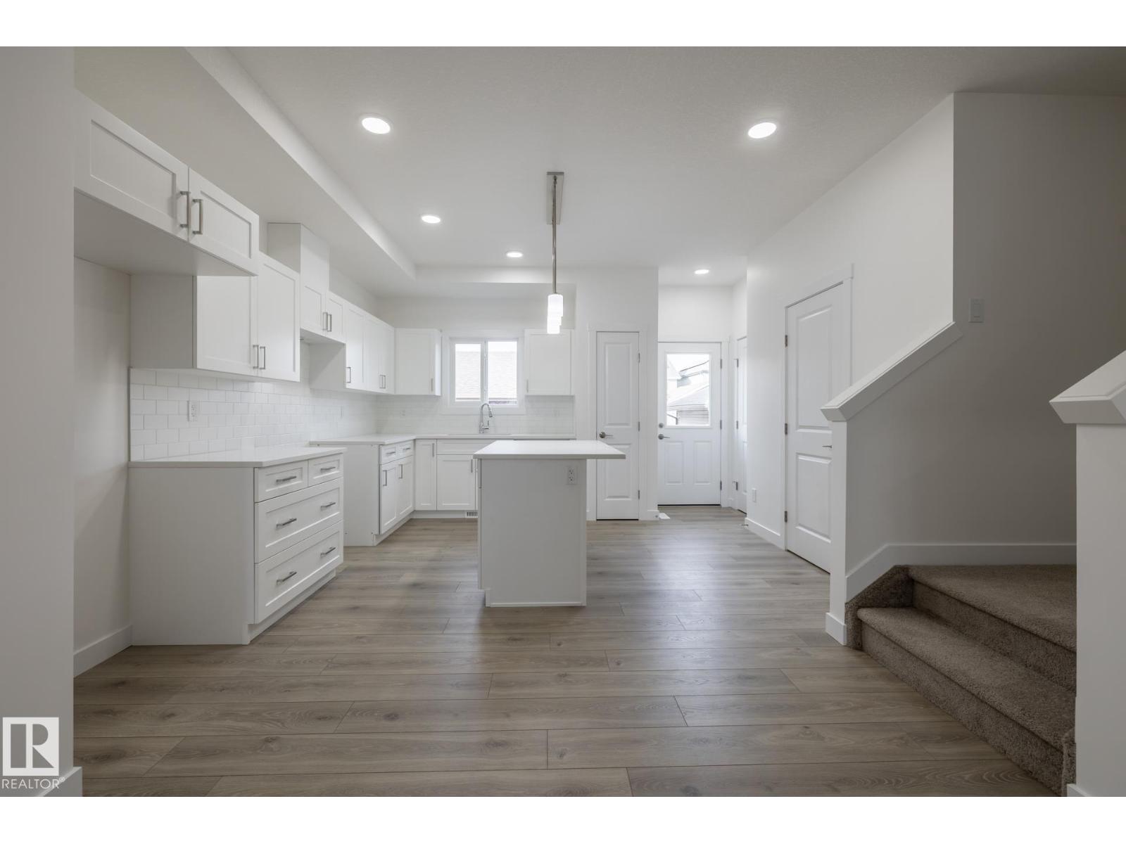 1262 Keswick Dr Sw, Edmonton, Alberta  T6W 5P2 - Photo 8 - E4459218