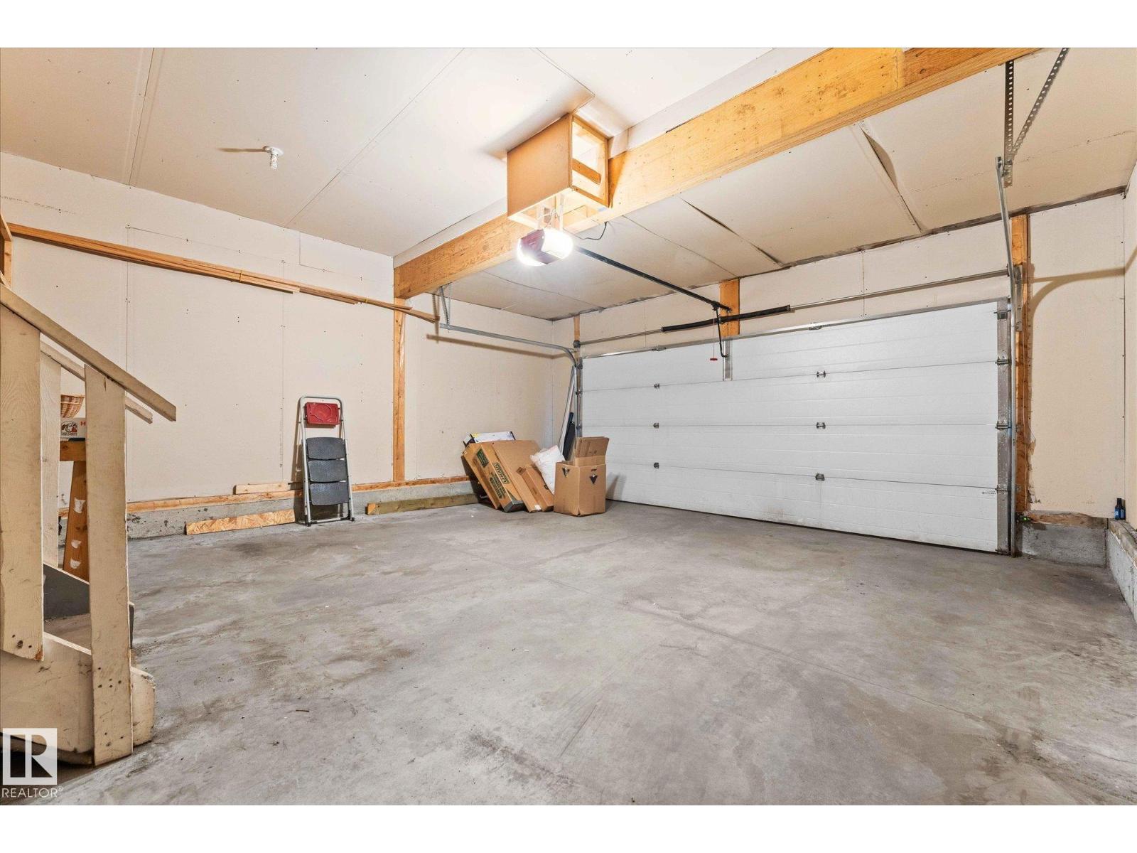 121 Castle Dr Nw, Edmonton, Alberta  T5X 6H1 - Photo 39 - E4459219