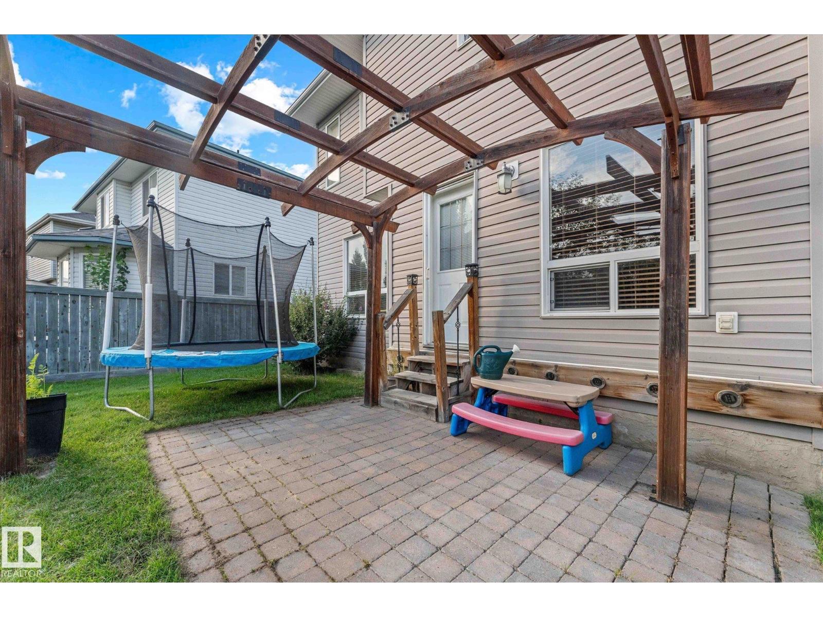 121 Castle Dr Nw, Edmonton, Alberta  T5X 6H1 - Photo 41 - E4459219