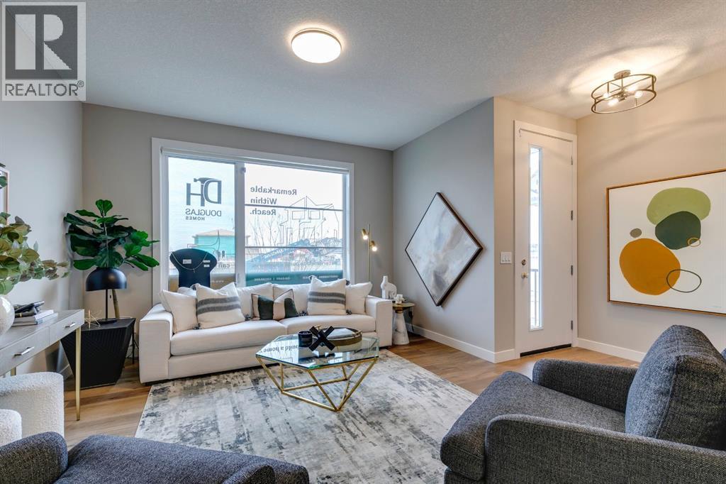 77 Sora Gate Se, Calgary, Alberta  T3S 0A7 - Photo 6 - A2255070