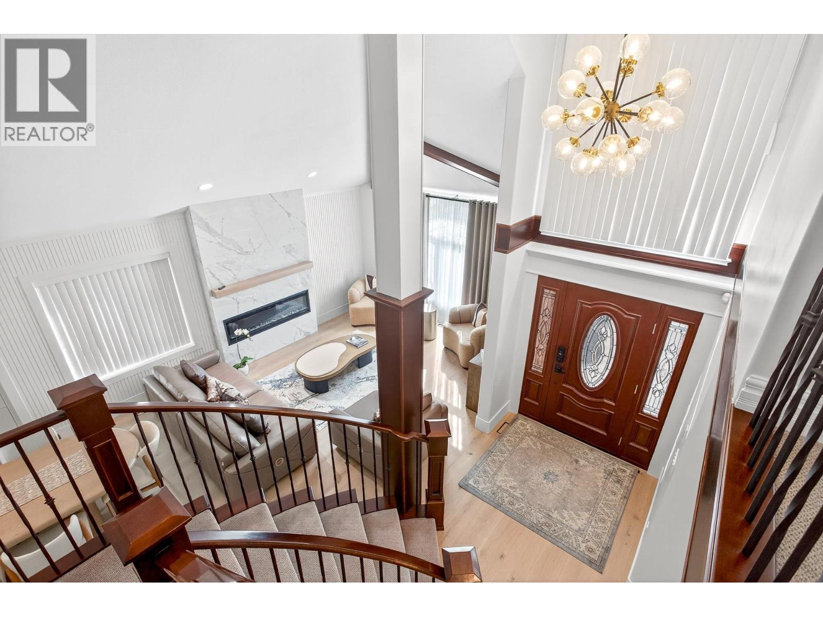 1527 Greenstone Court, Coquitlam, British Columbia  V3E 2W2 - Photo 4 - R3050319