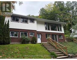 121 GILWOOD PARK DRIVE, Penetanguishene, Ontario