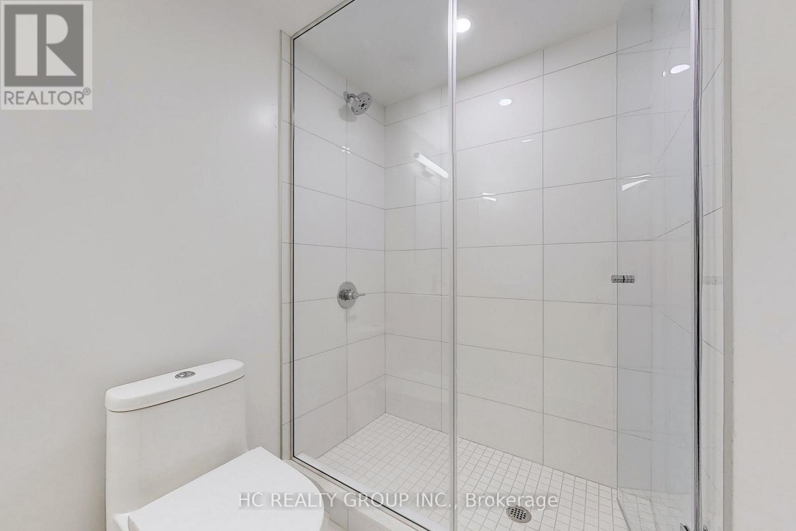 608 - 238 Simcoe Street W, Toronto, Ontario  M5T 3B9 - Photo 23 - C12422026