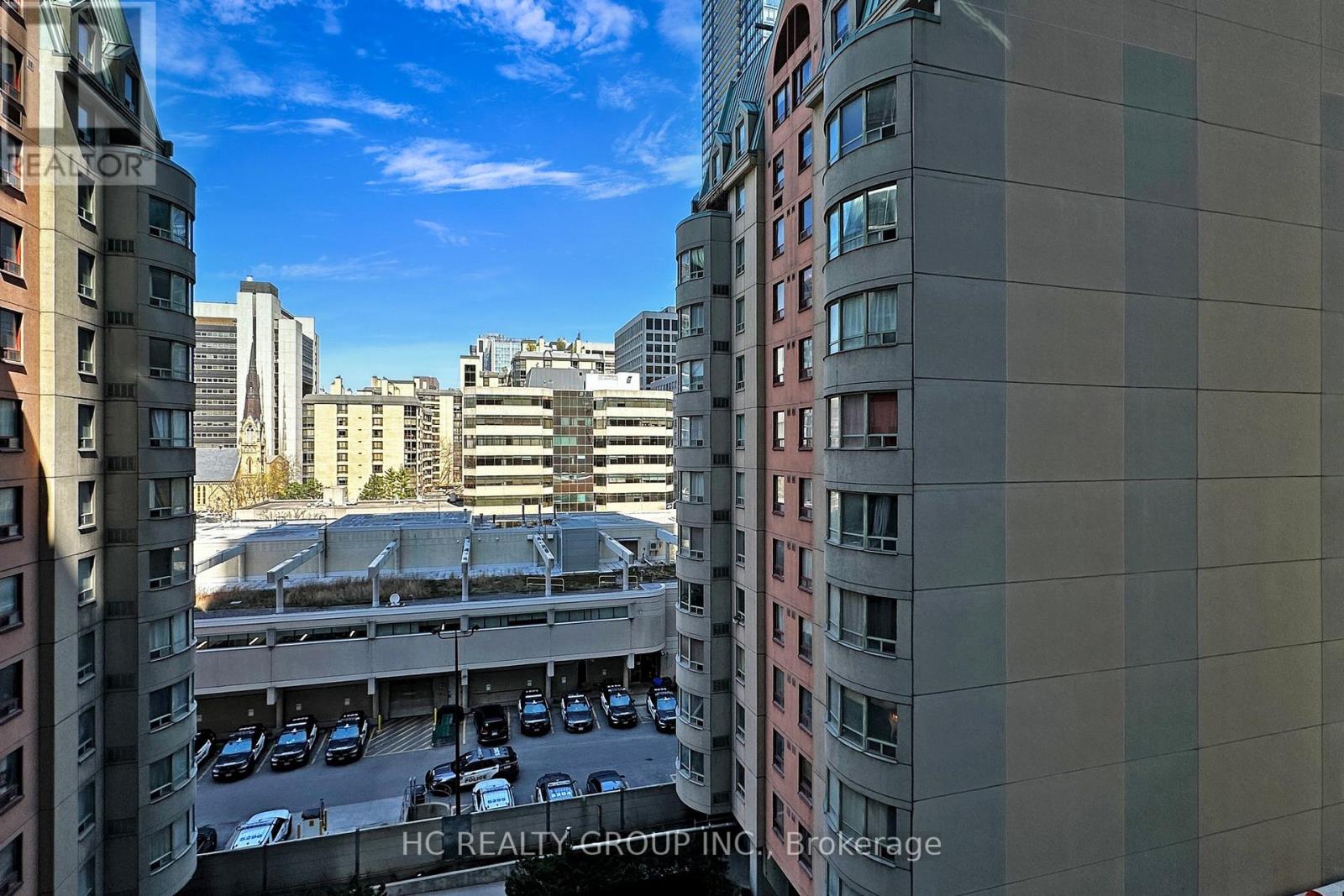 608 - 238 Simcoe Street W, Toronto, Ontario  M5T 3B9 - Photo 30 - C12422026