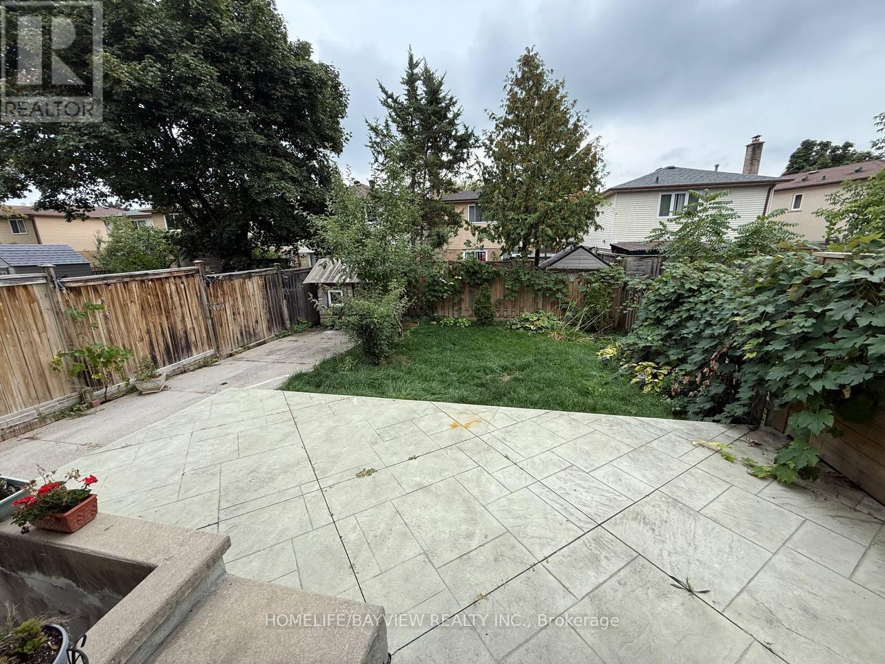 163 Weldrick Road W, Richmond Hill, Ontario  L4C 5R7 - Photo 14 - N12364635