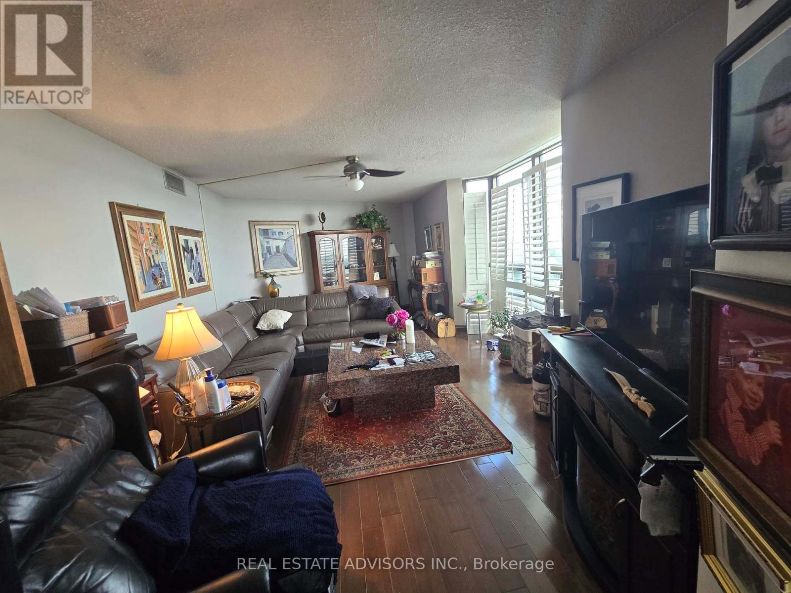 2306 - 2010 Islington Avenue, Toronto, Ontario  M9P 3S8 - Photo 5 - W12422386