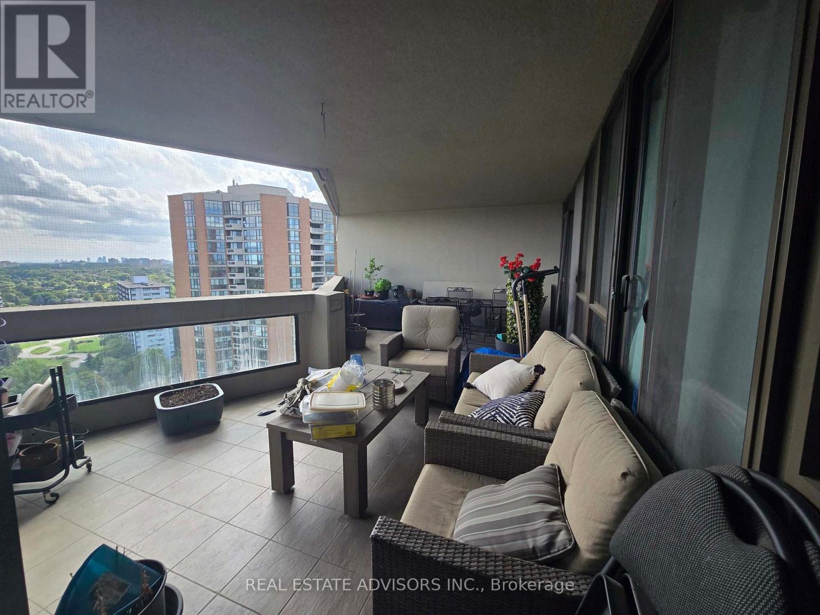 2306 - 2010 Islington Avenue, Toronto, Ontario  M9P 3S8 - Photo 8 - W12422386