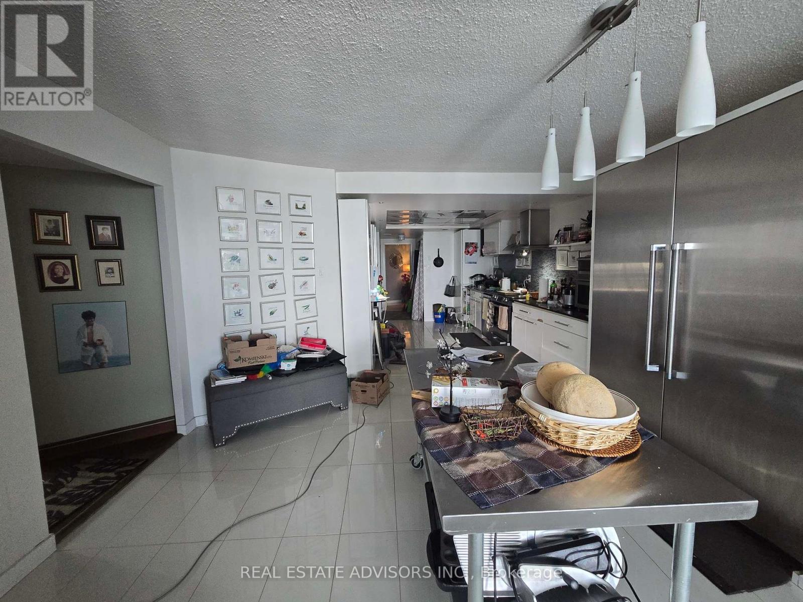 2306 - 2010 Islington Avenue, Toronto, Ontario  M9P 3S8 - Photo 2 - W12422386