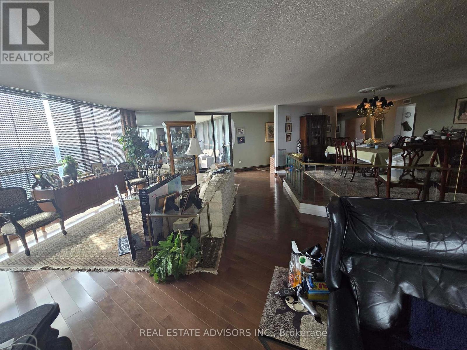2306 - 2010 Islington Avenue, Toronto, Ontario  M9P 3S8 - Photo 6 - W12422386