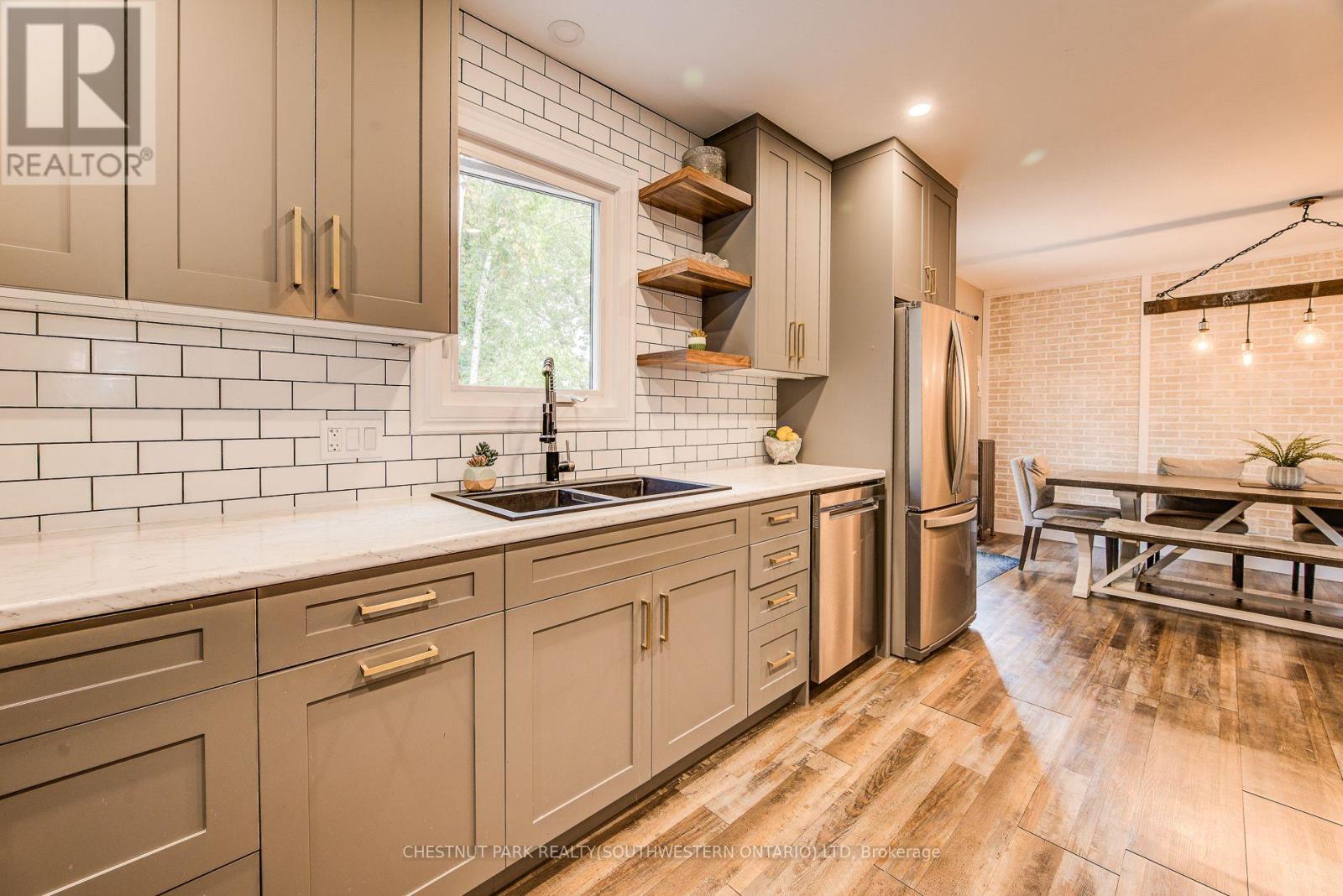 1105 Queen's Bush Road, Wellesley, Ontario  N0B 2T0 - Photo 14 - X12423818