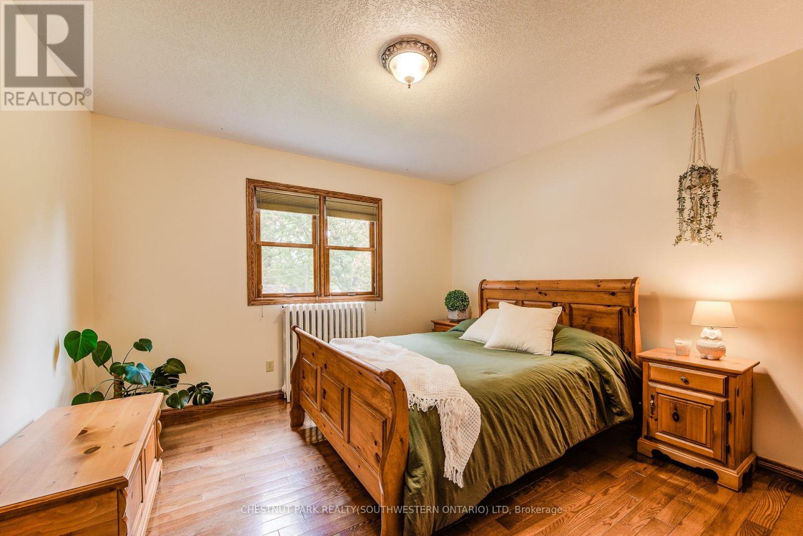 1105 Queen's Bush Road, Wellesley, Ontario  N0B 2T0 - Photo 19 - X12423818
