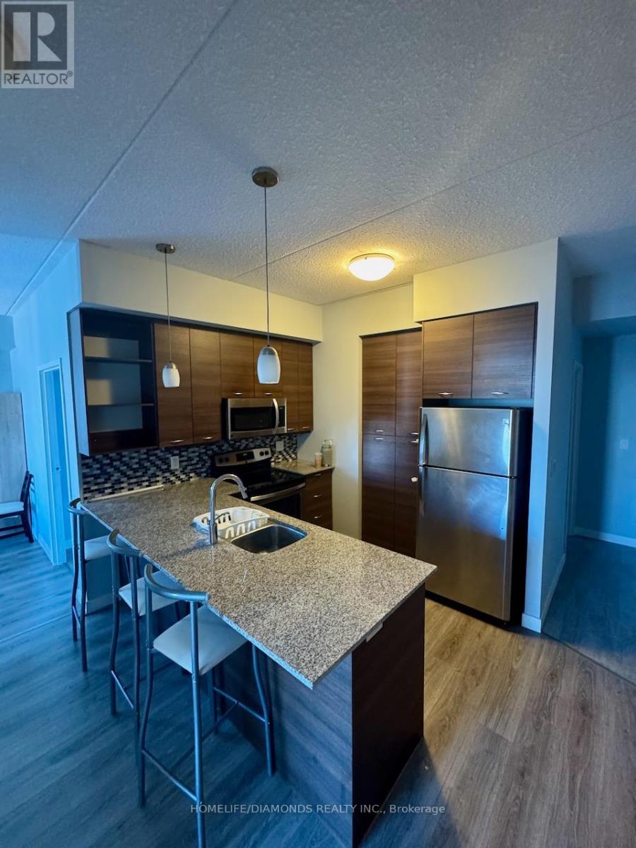 1705 - 318 Spruce Street, Waterloo, Ontario  N2L 3M7 - Photo 9 - X12412614