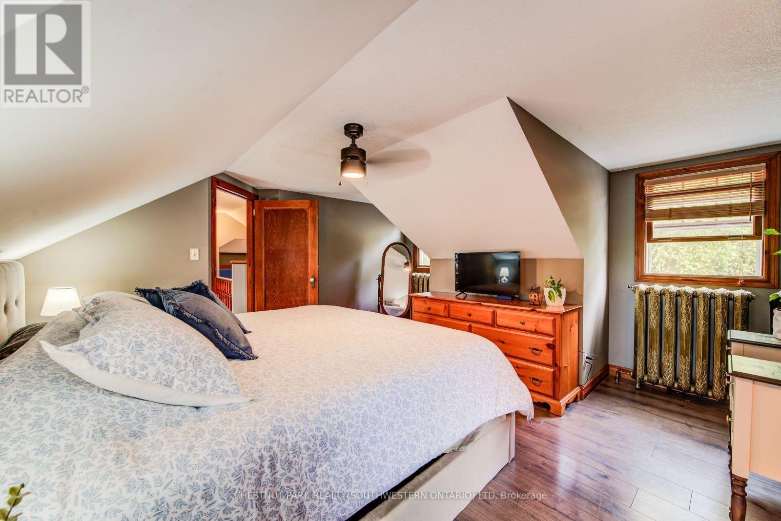 1105 Queen's Bush Road, Wellesley, Ontario  N0B 2T0 - Photo 24 - X12423818