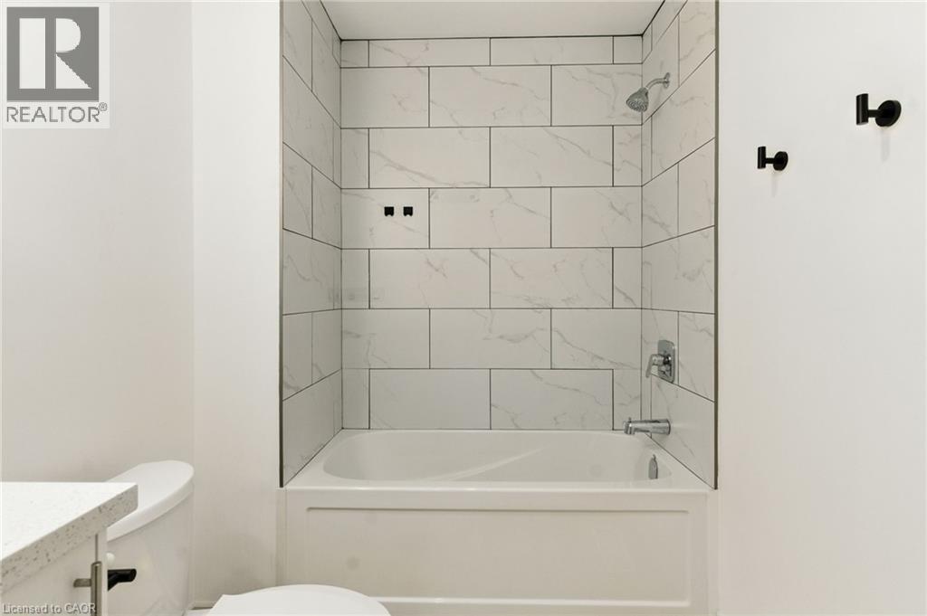 643 Clare Avenue, Welland, Ontario  L3C 7L6 - Photo 18 - 40772252