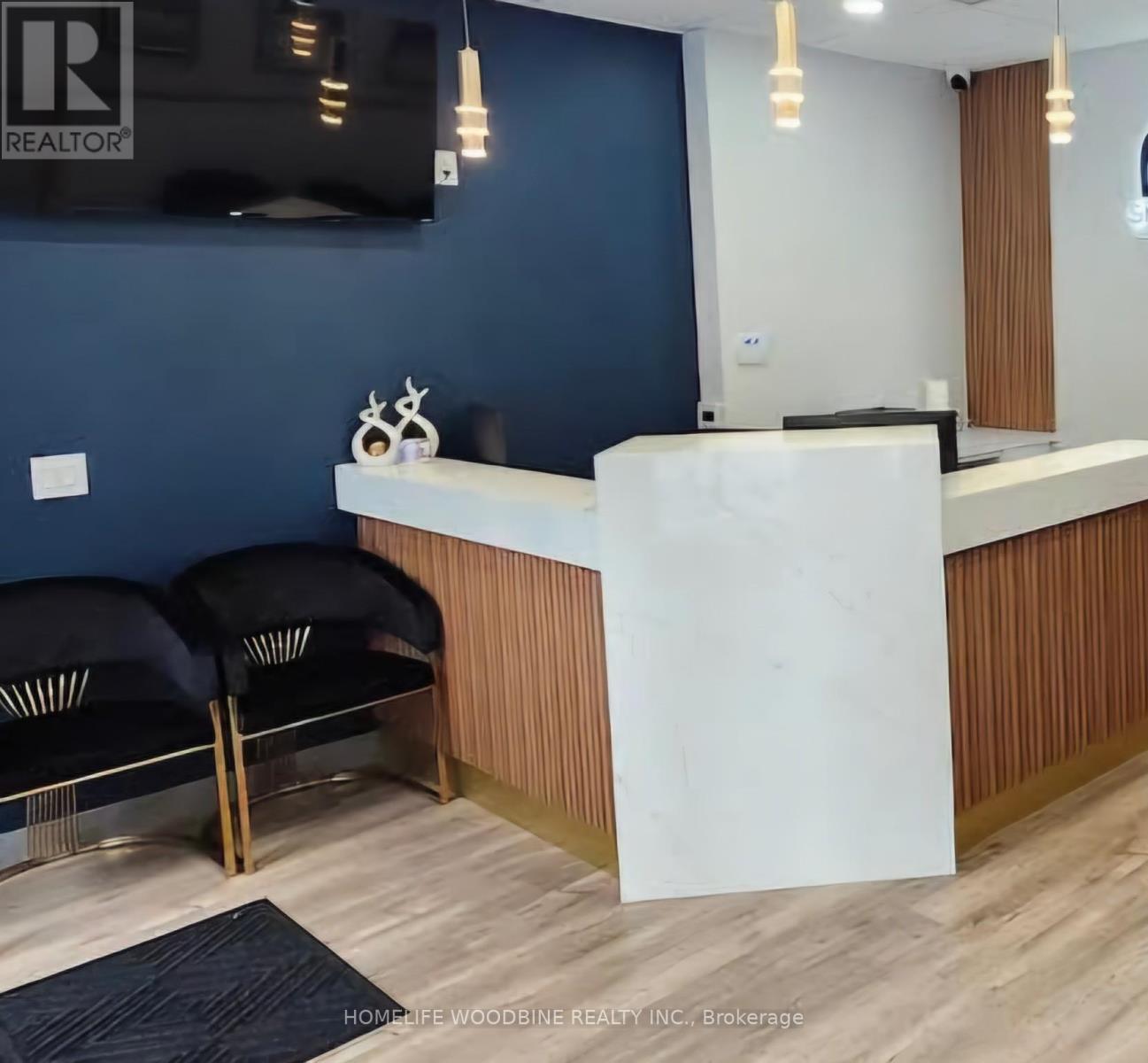 81 Mutual Street, Toronto (Church-Yonge Corridor), Ontario  M5B 2A9 - Photo 2 - C12424080