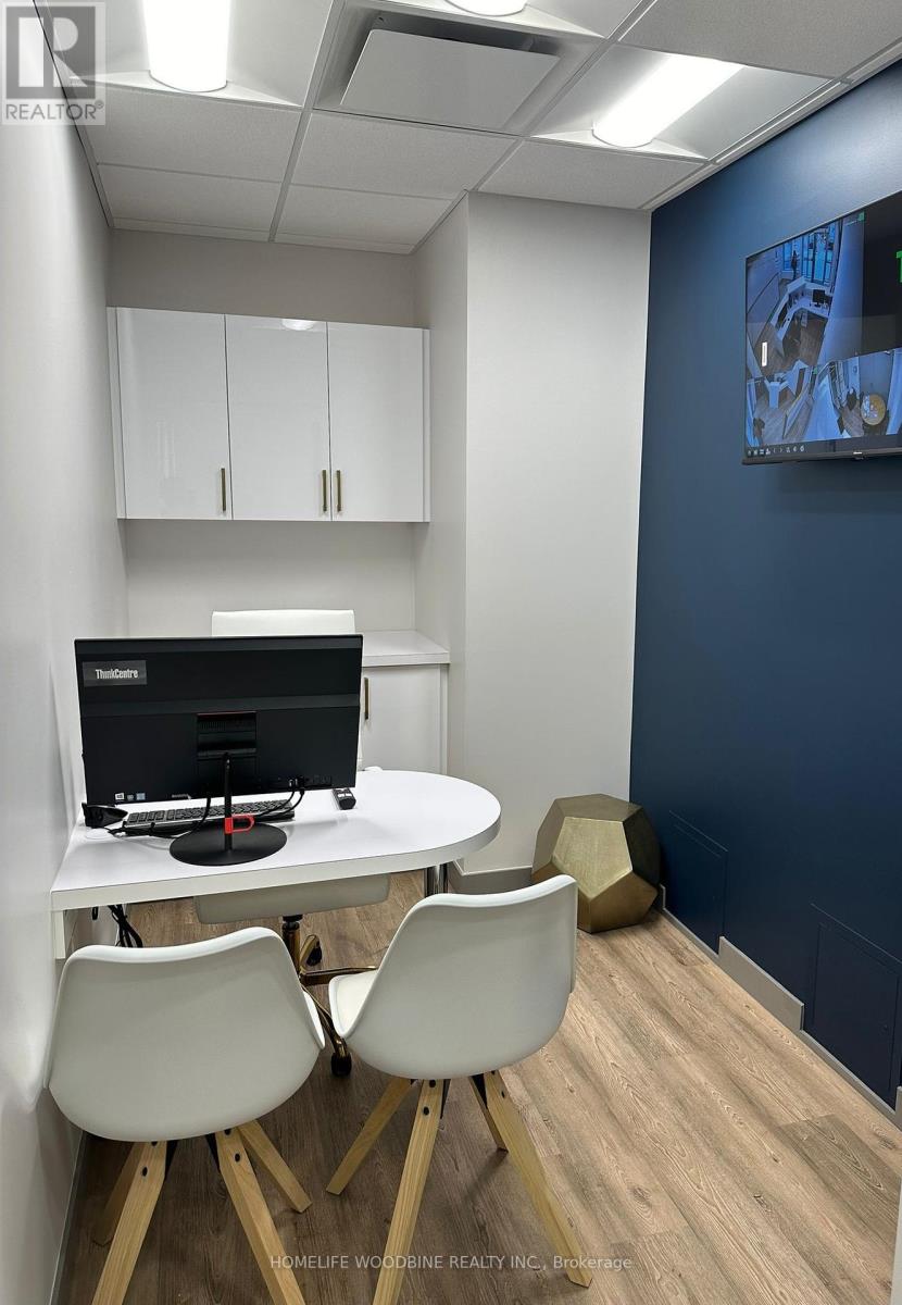 81 Mutual Street, Toronto (Church-Yonge Corridor), Ontario  M5B 2A9 - Photo 5 - C12424080