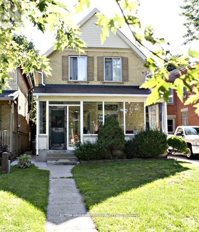 681 Colborne Street, London East, Ontario  N6A 3Z4 - Photo 1 - X12424166