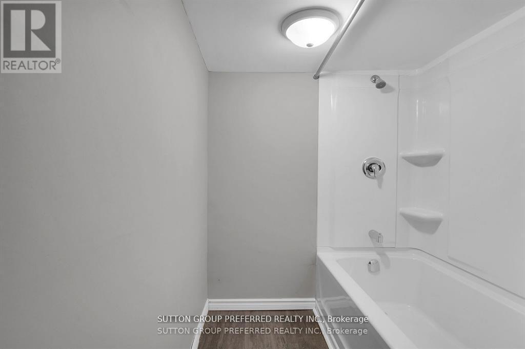 681 Colborne Street, London East, Ontario  N6A 3Z4 - Photo 12 - X12424166