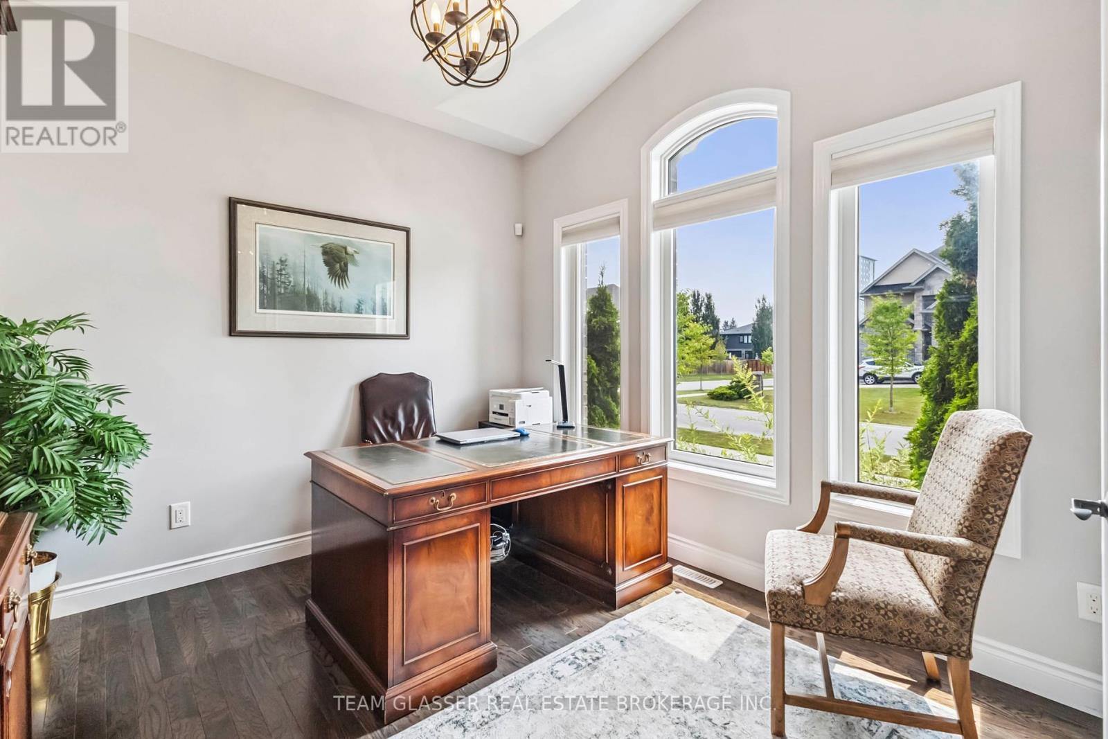 750 Hickorystick Key, London North, Ontario  N6G 0M9 - Photo 10 - X12424173