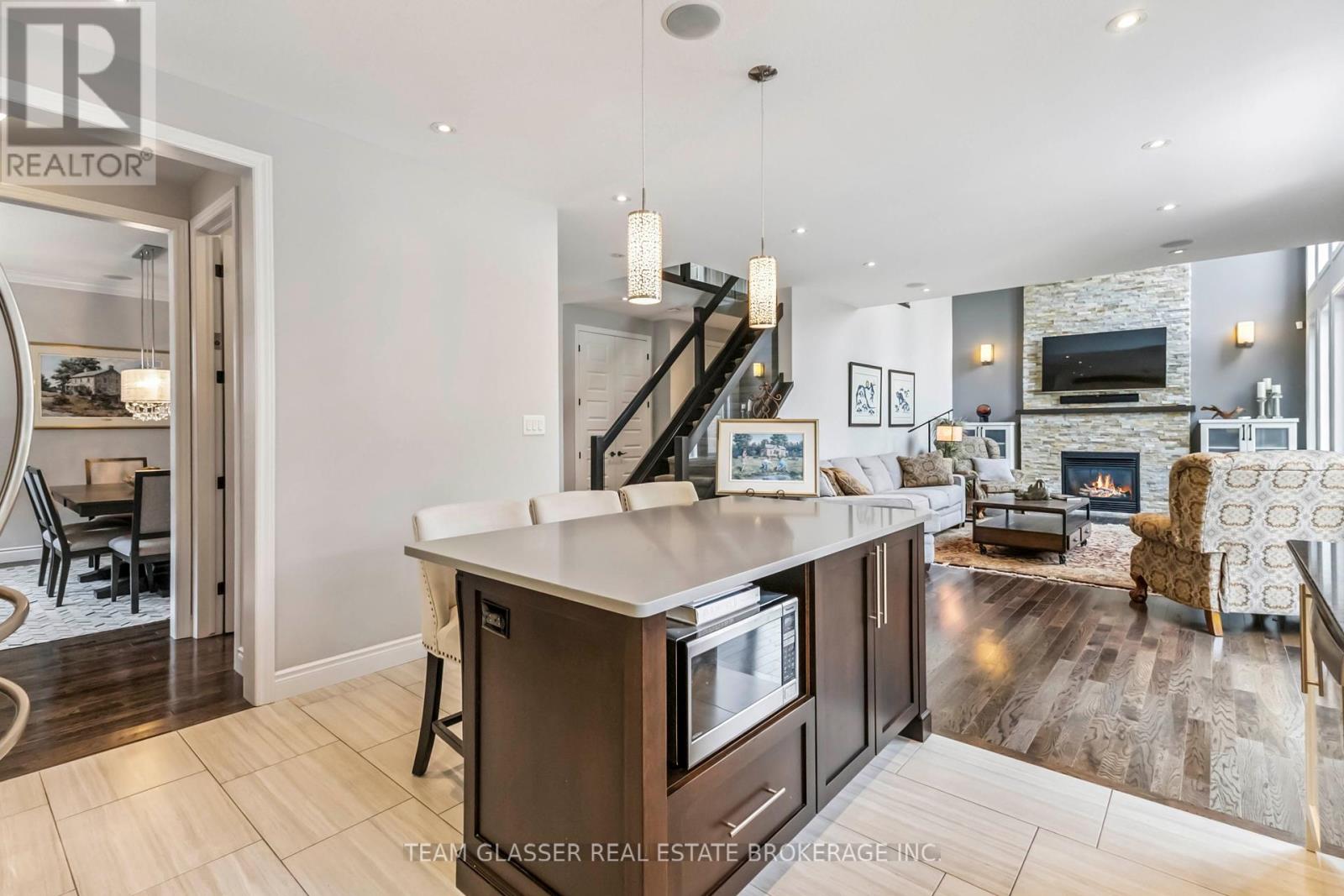 750 Hickorystick Key, London North, Ontario  N6G 0M9 - Photo 16 - X12424173