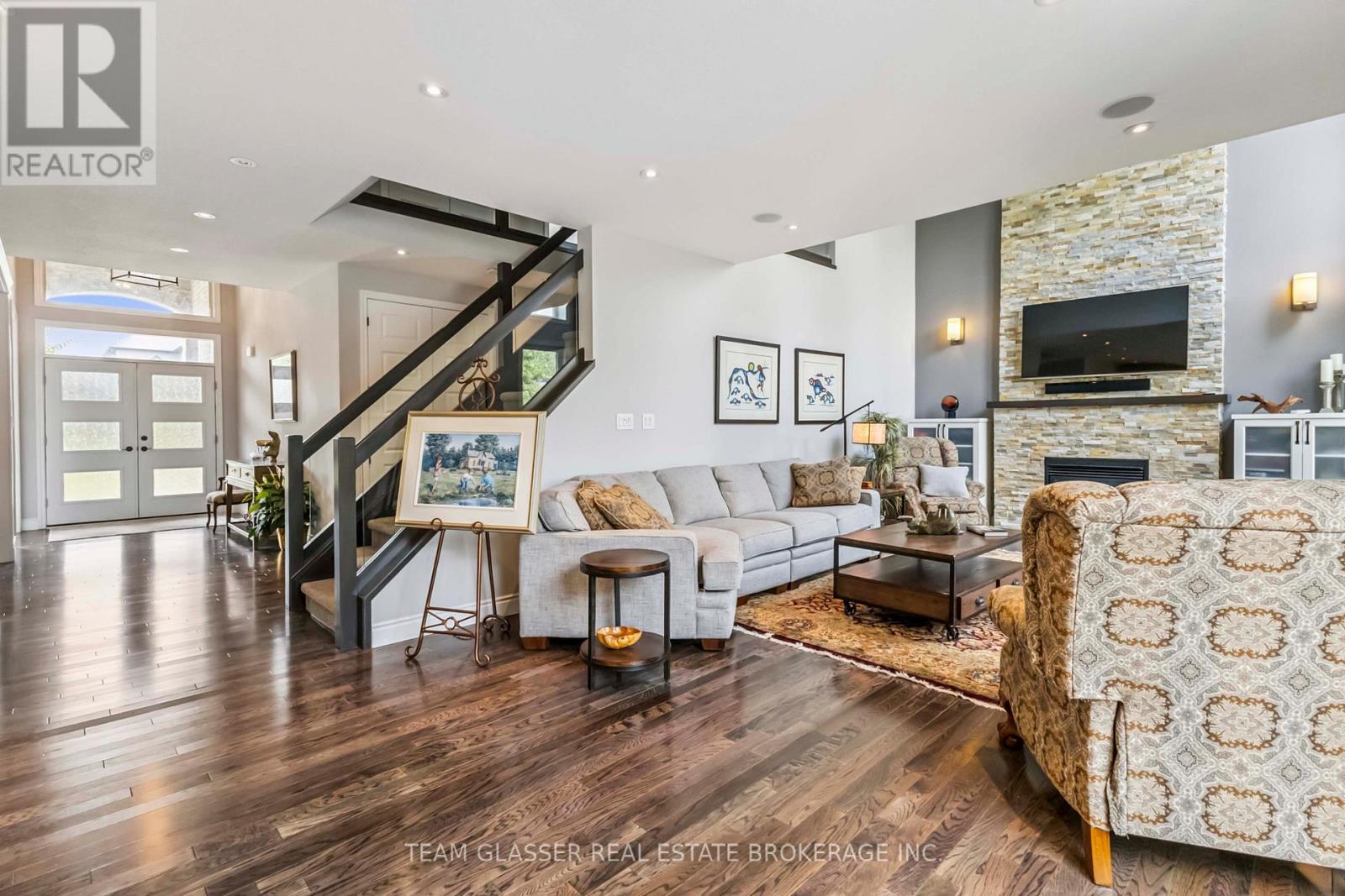 750 Hickorystick Key, London North, Ontario  N6G 0M9 - Photo 17 - X12424173