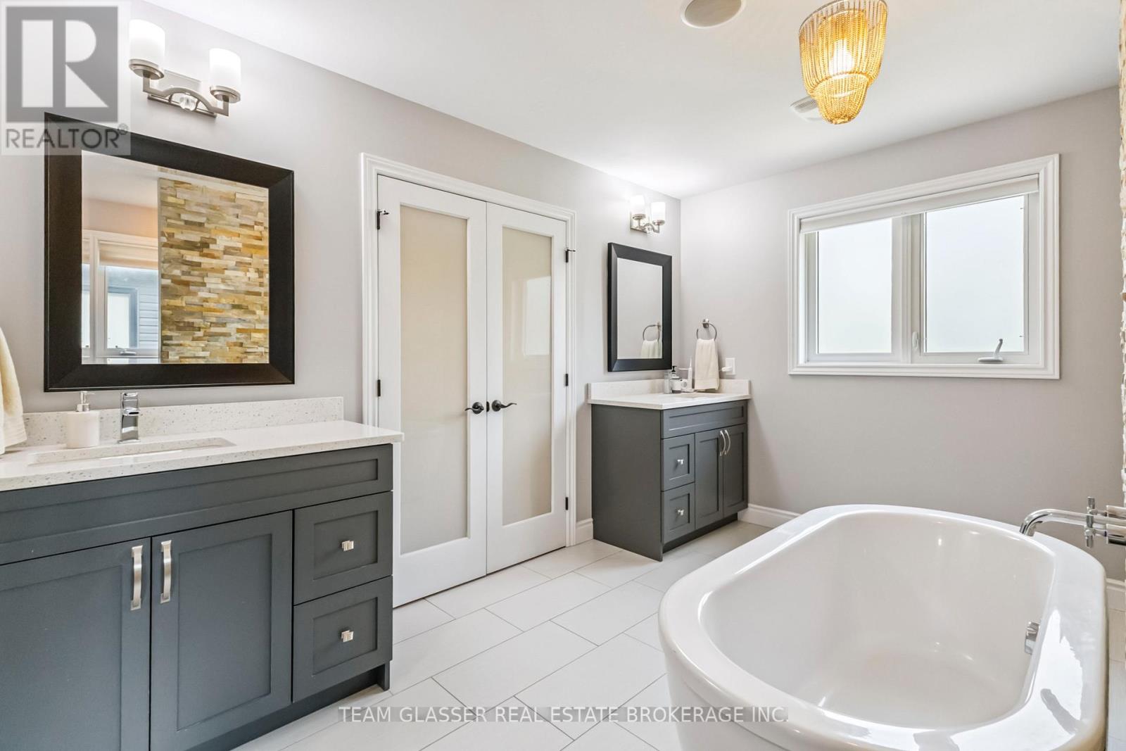 750 Hickorystick Key, London North, Ontario  N6G 0M9 - Photo 39 - X12424173