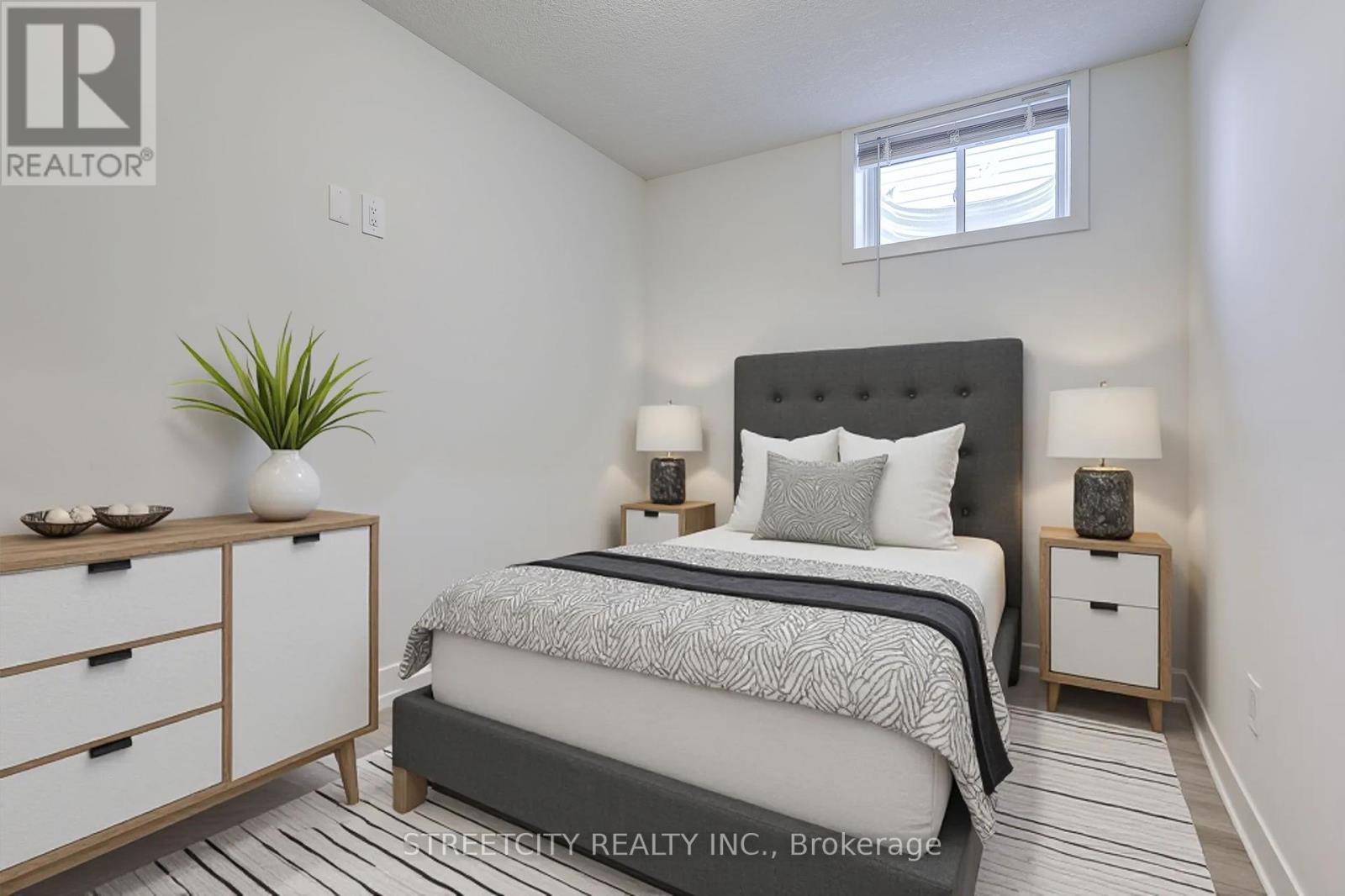 1536 Twilite Boulevard, London North, Ontario  N6G 3P2 - Photo 7 - X12424176