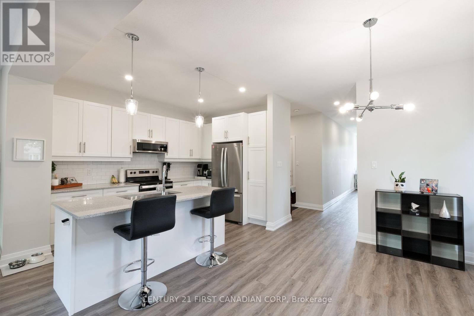 31 - 101 Swales Avenue, Strathroy-Caradoc, Ontario  N7G 0C1 - Photo 13 - X12424245