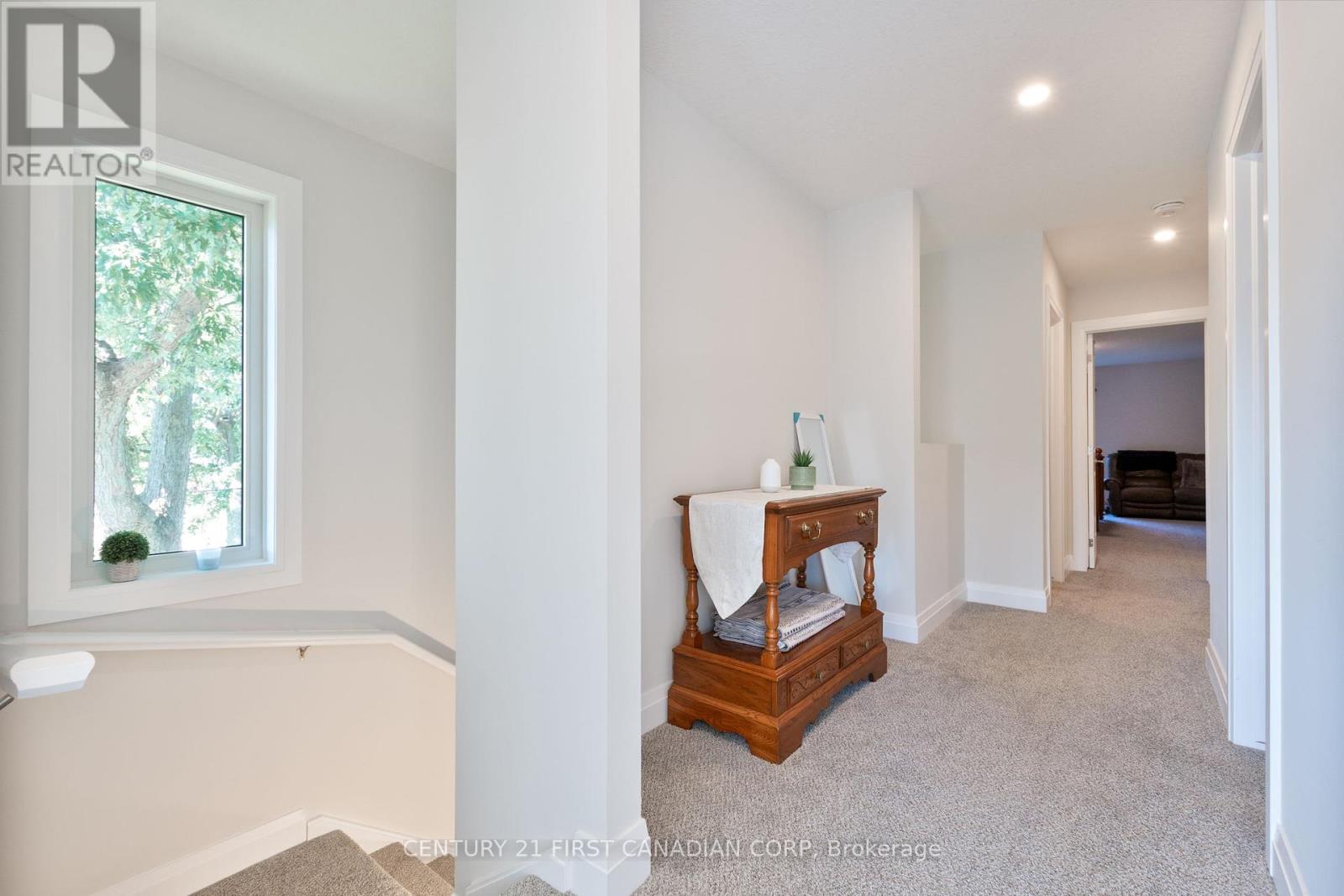31 - 101 Swales Avenue, Strathroy-Caradoc, Ontario  N7G 0C1 - Photo 20 - X12424245