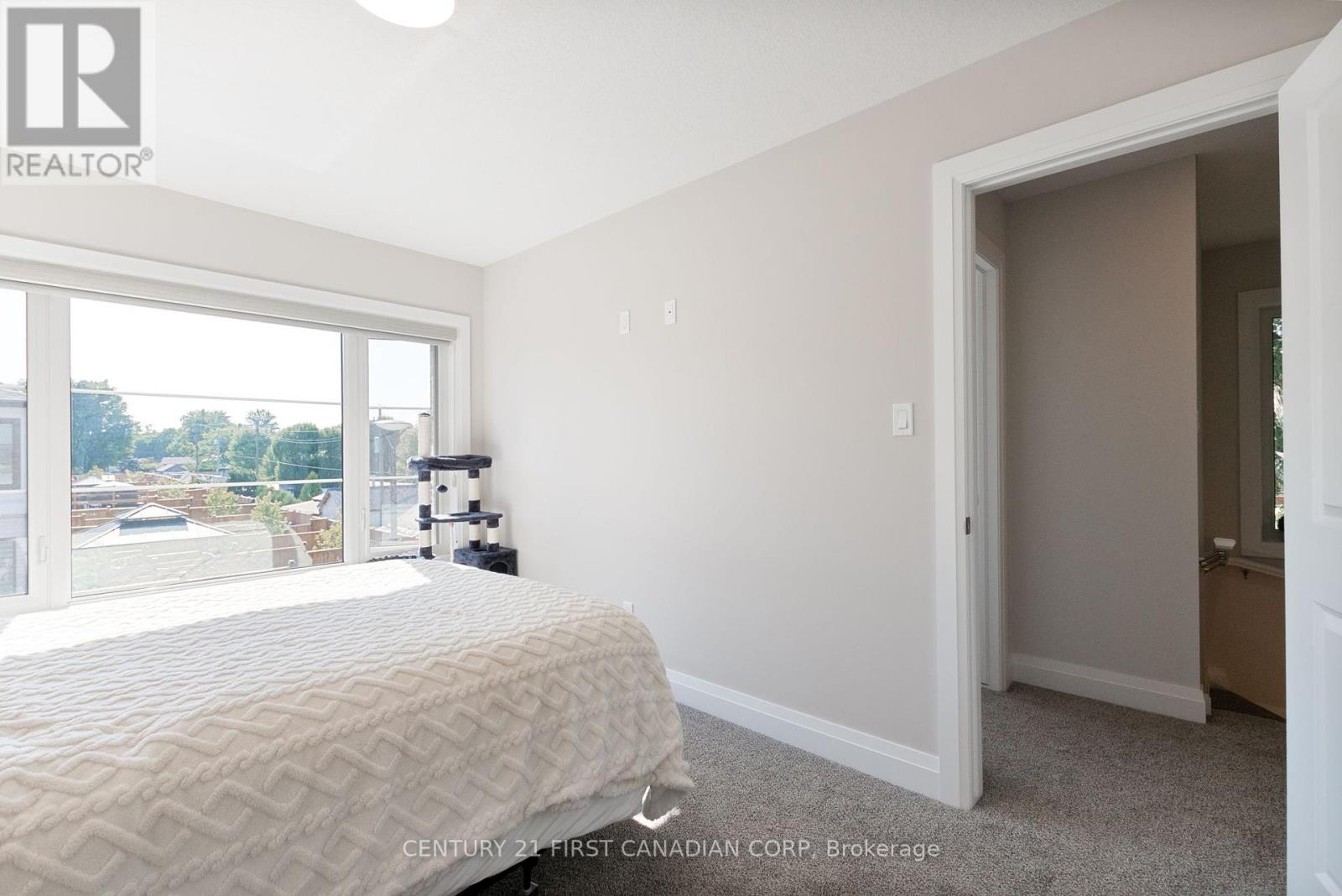 31 - 101 Swales Avenue, Strathroy-Caradoc, Ontario  N7G 0C1 - Photo 22 - X12424245