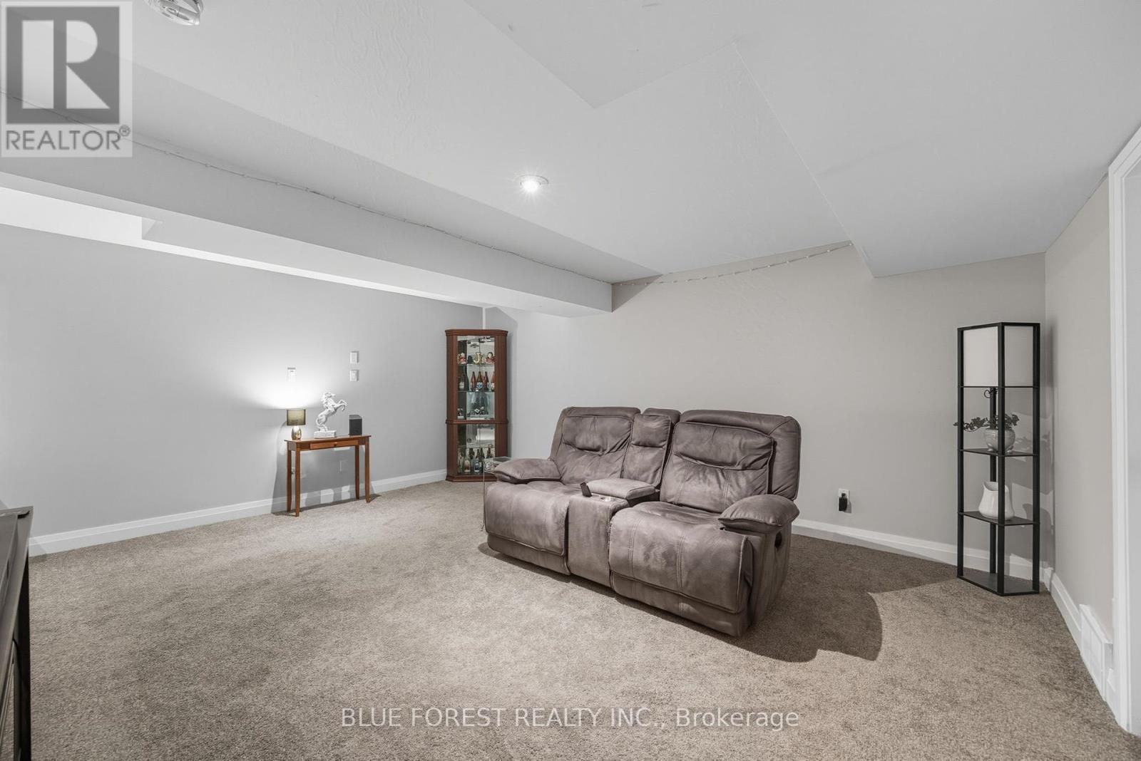 5 - 1920 Marconi Boulevard, London East, Ontario  N5V 4X8 - Photo 41 - X12424247
