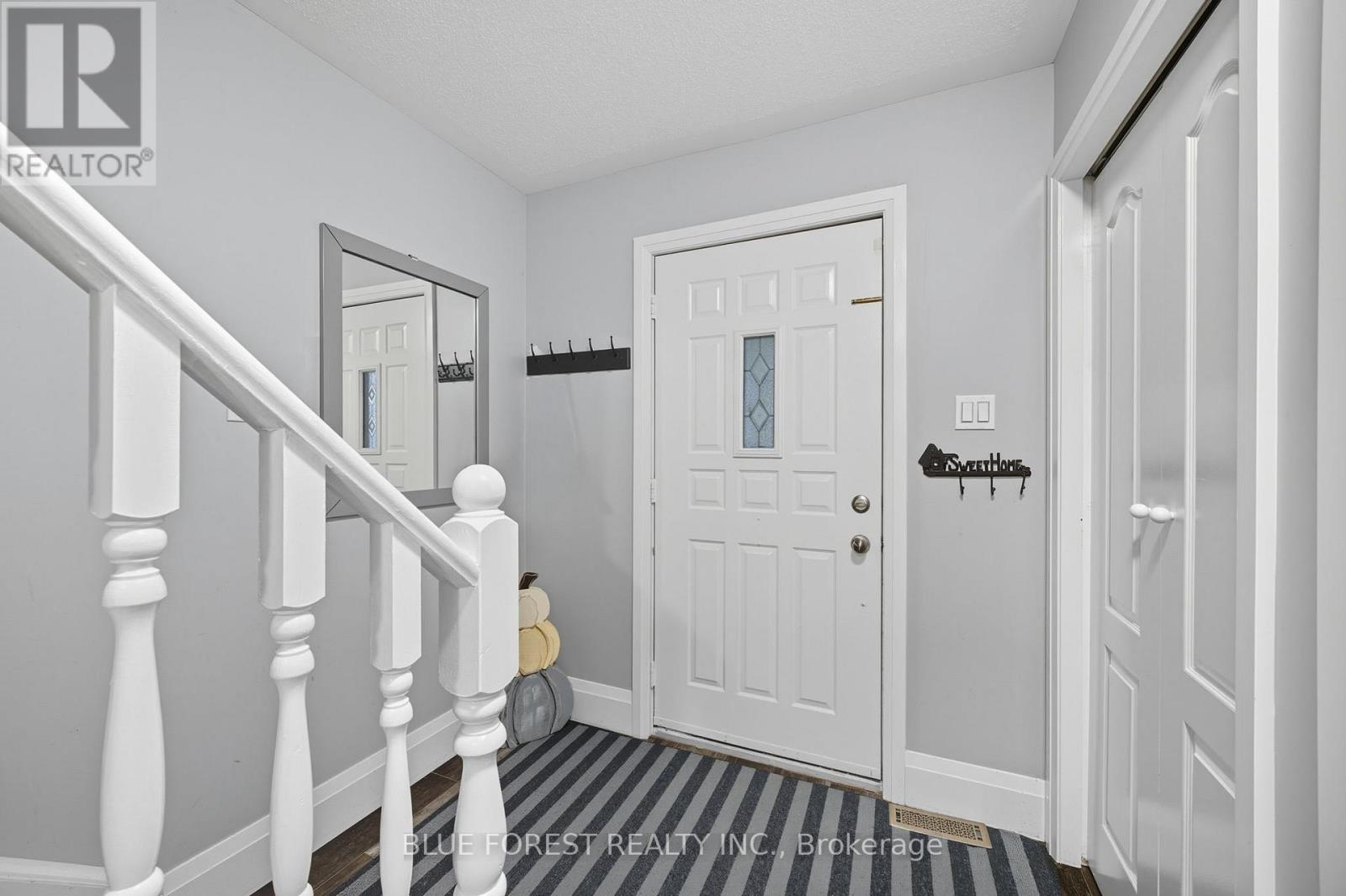 5 - 1920 Marconi Boulevard, London East, Ontario  N5V 4X8 - Photo 6 - X12424247