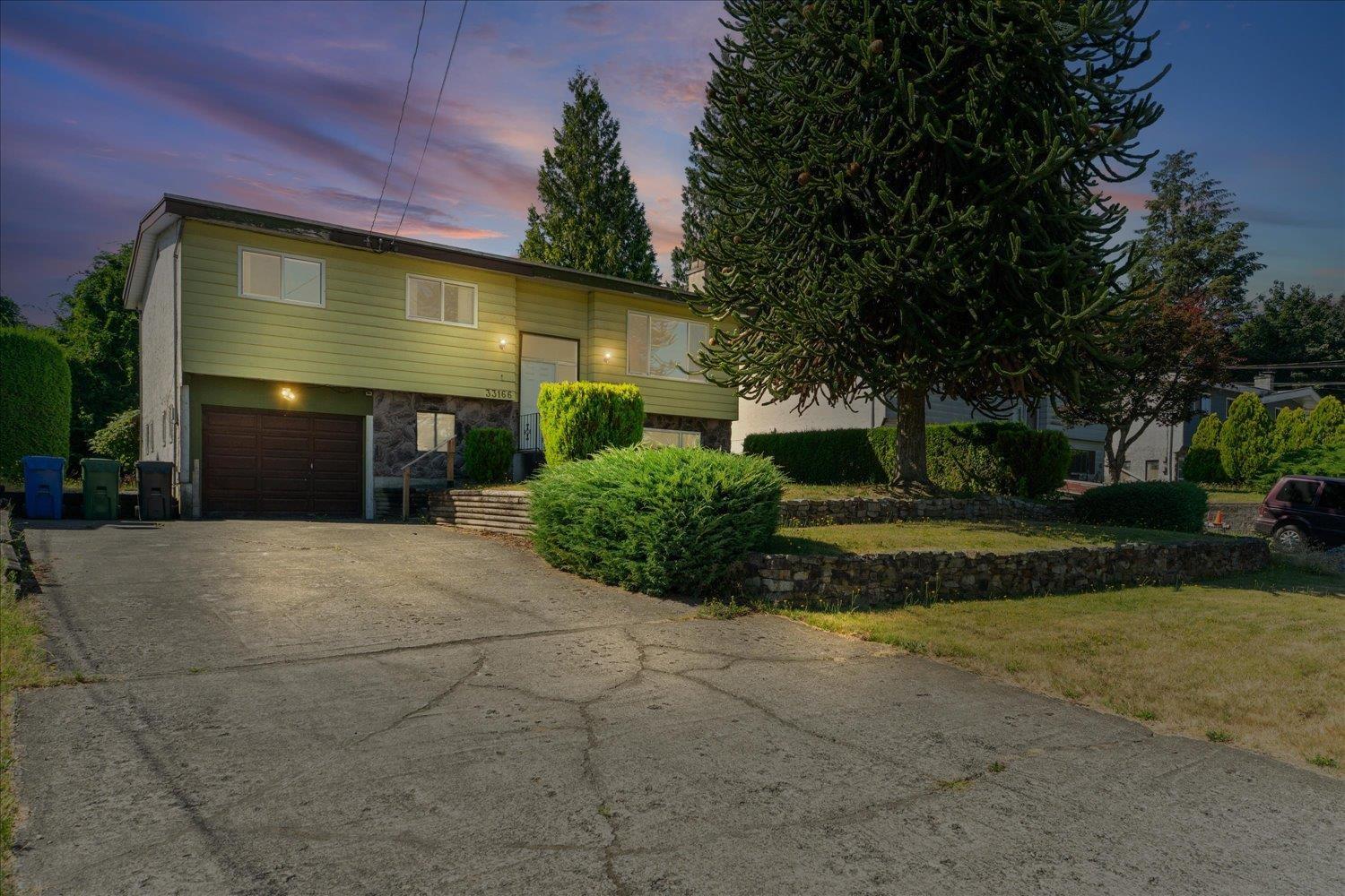 33166 HAWTHORNE AVENUE, Abbotsford, British Columbia