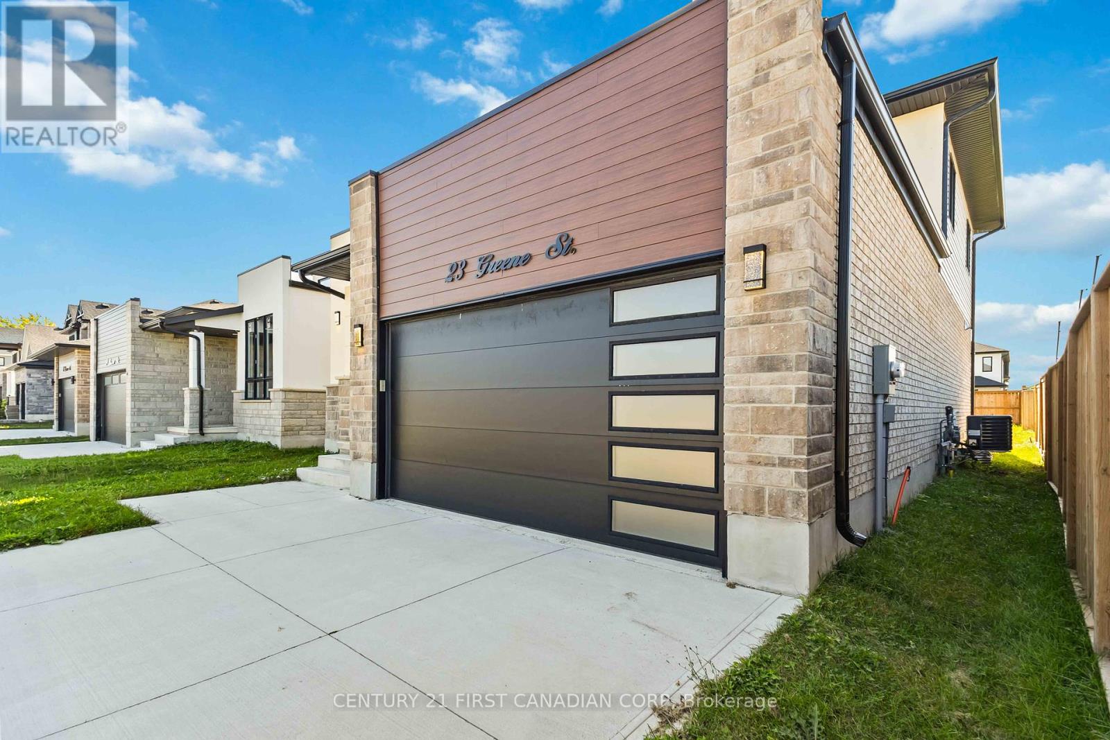 23 Greene Street, South Huron, Ontario  N0M 1S3 - Photo 2 - X12424251