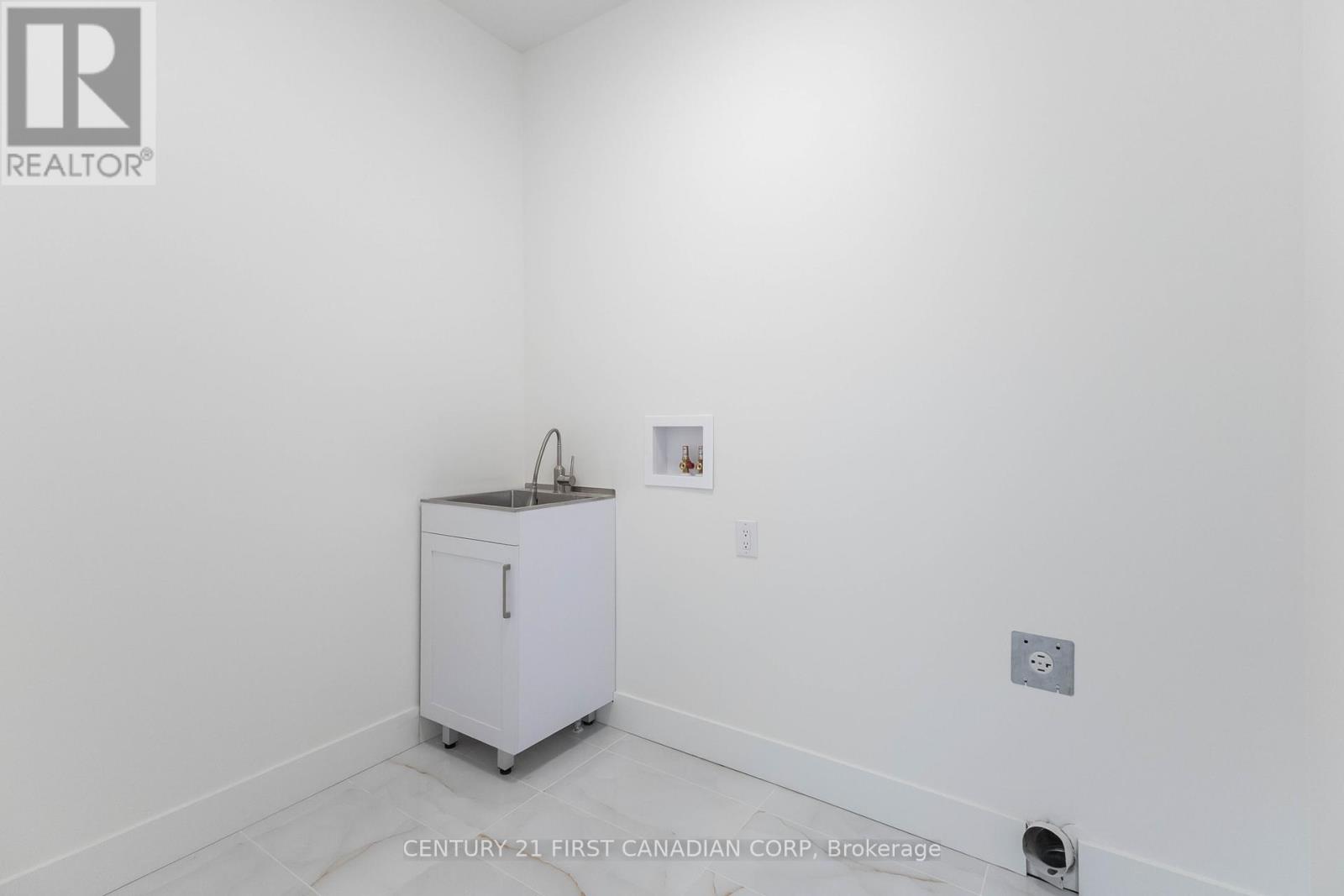 23 Greene Street, South Huron, Ontario  N0M 1S3 - Photo 28 - X12424251