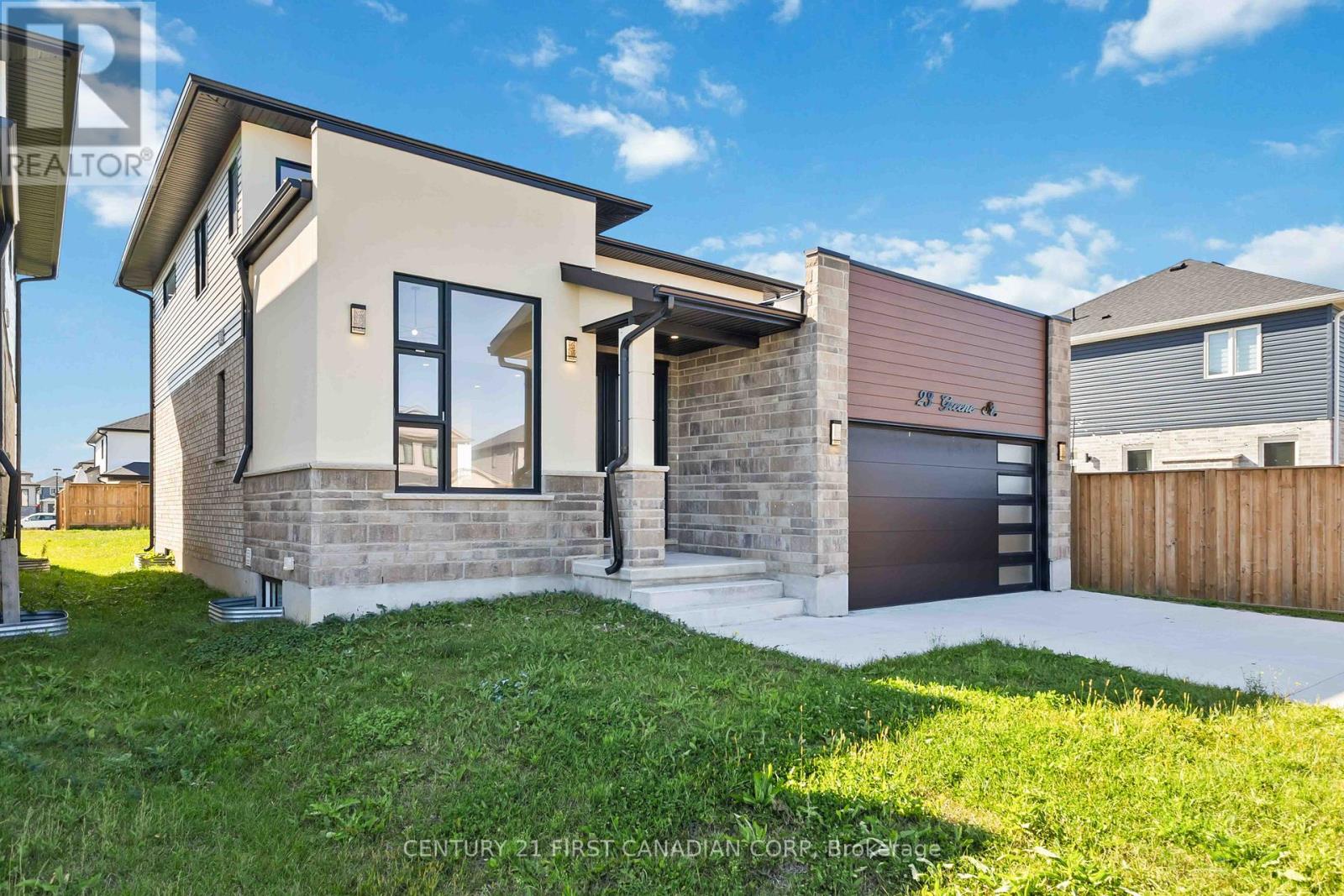 23 Greene Street, South Huron, Ontario  N0M 1S3 - Photo 3 - X12424251