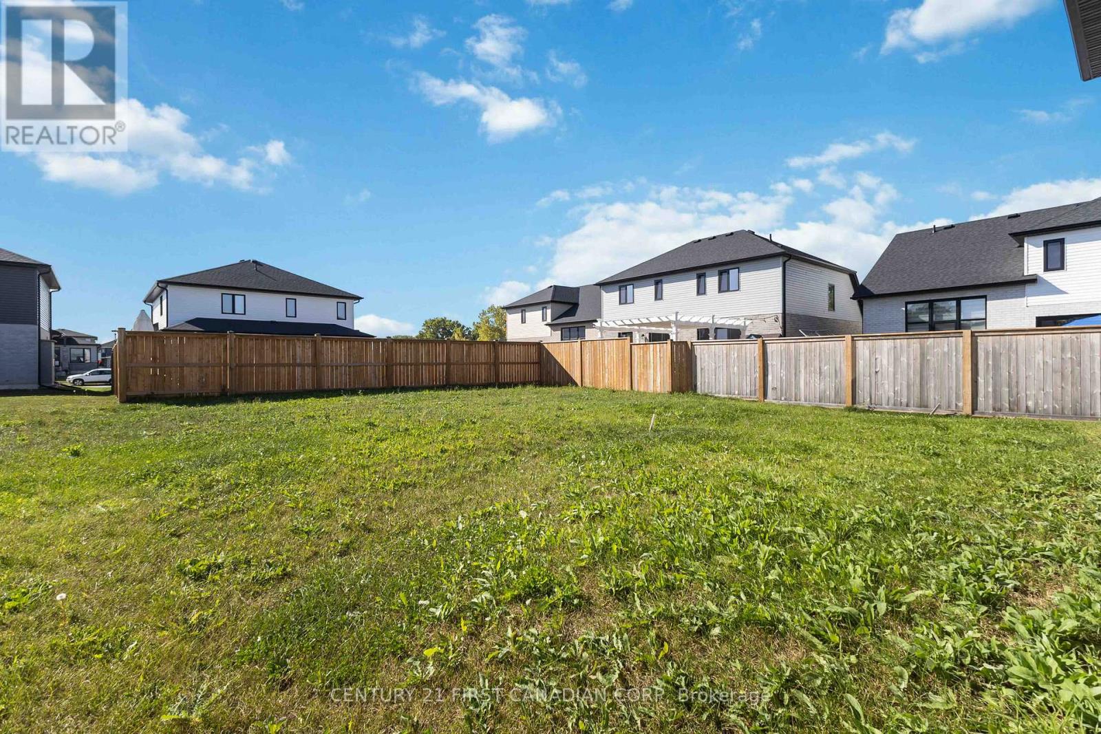 23 Greene Street, South Huron, Ontario  N0M 1S3 - Photo 42 - X12424251