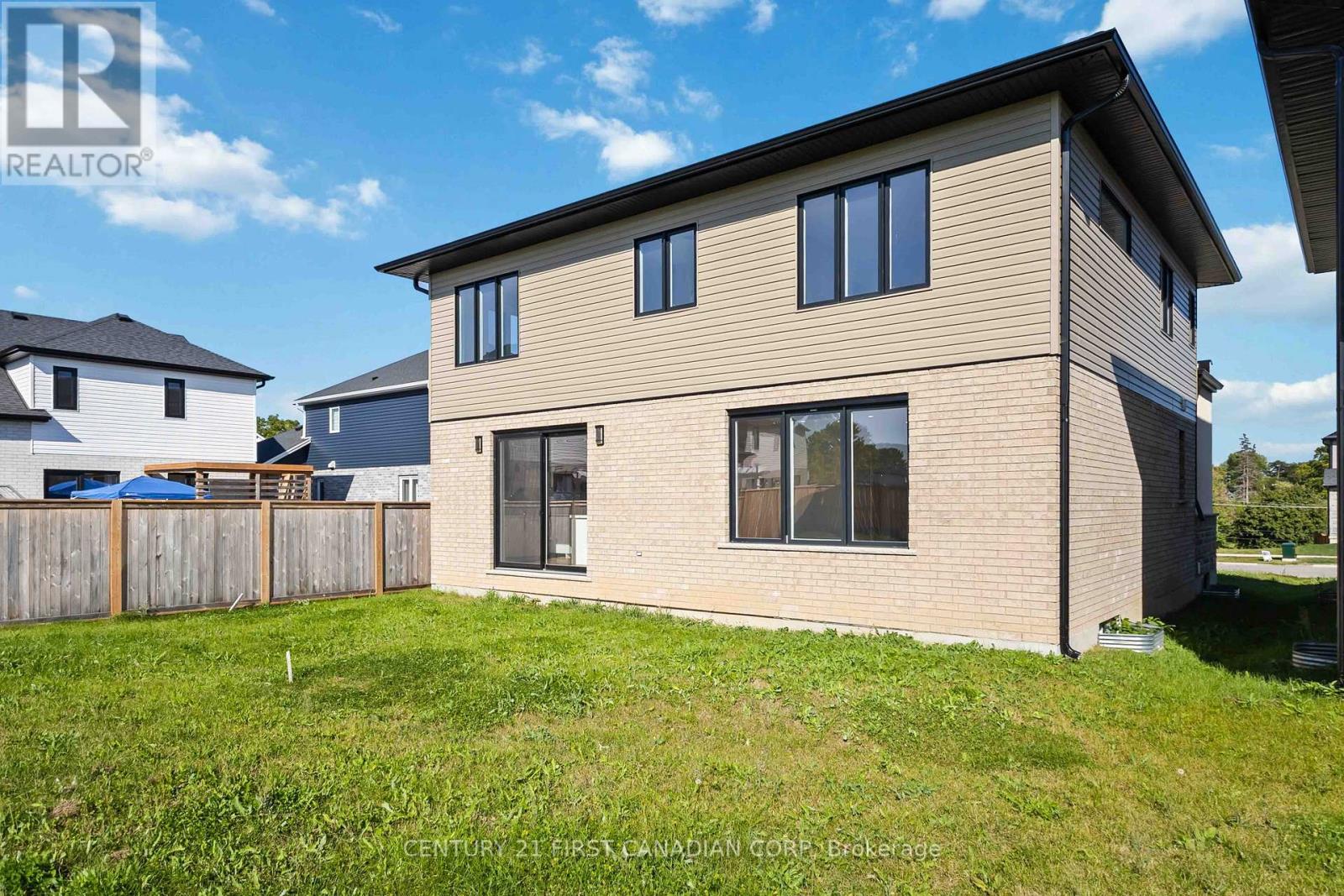 23 Greene Street, South Huron, Ontario  N0M 1S3 - Photo 44 - X12424251