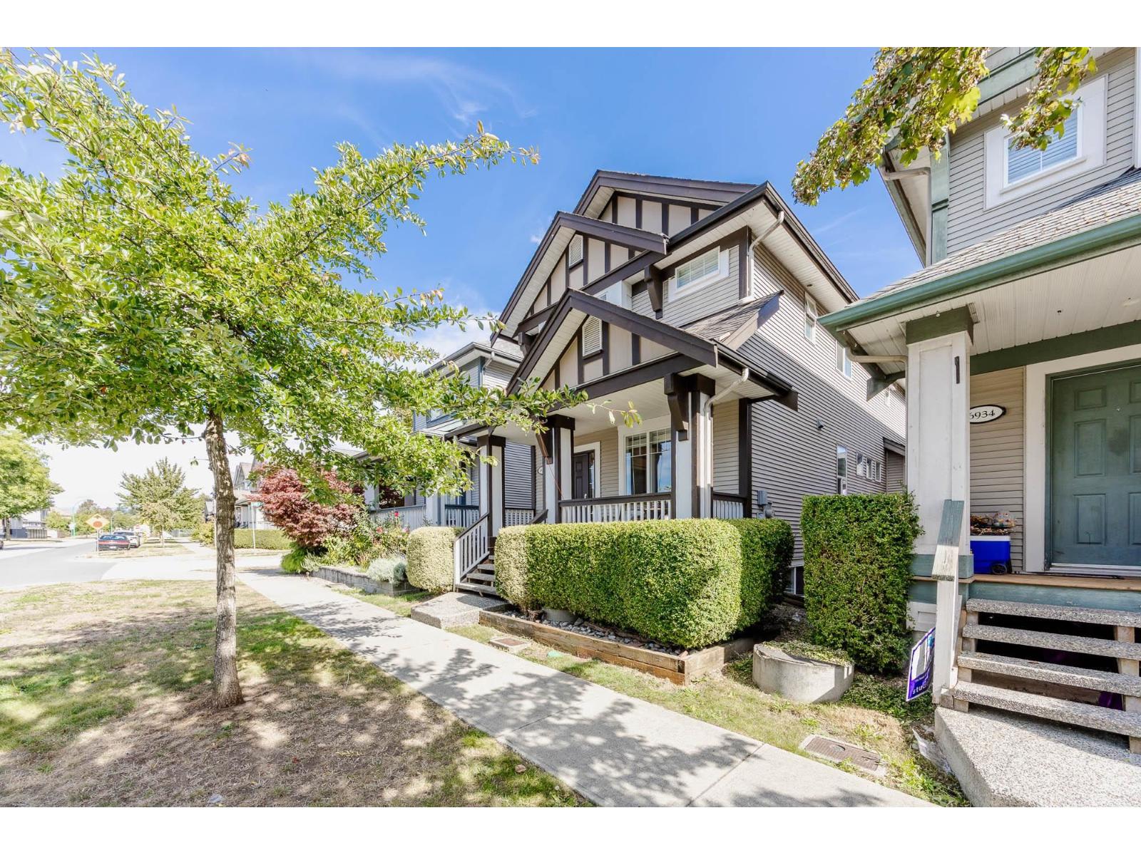 6942 190TH STREET, Surrey, British Columbia