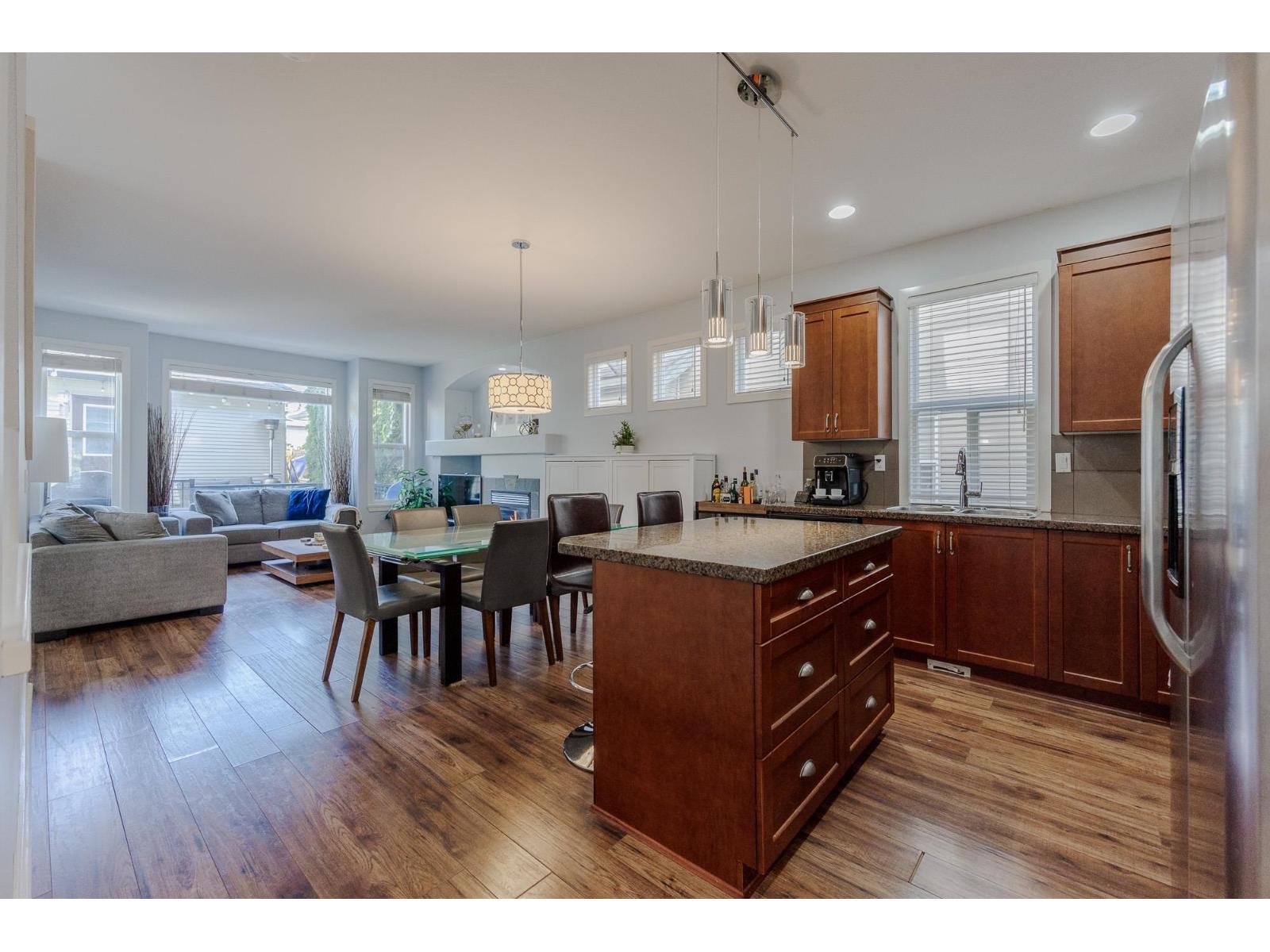 6942 190th Street, Surrey, British Columbia  V4N 5P1 - Photo 4 - R3051067